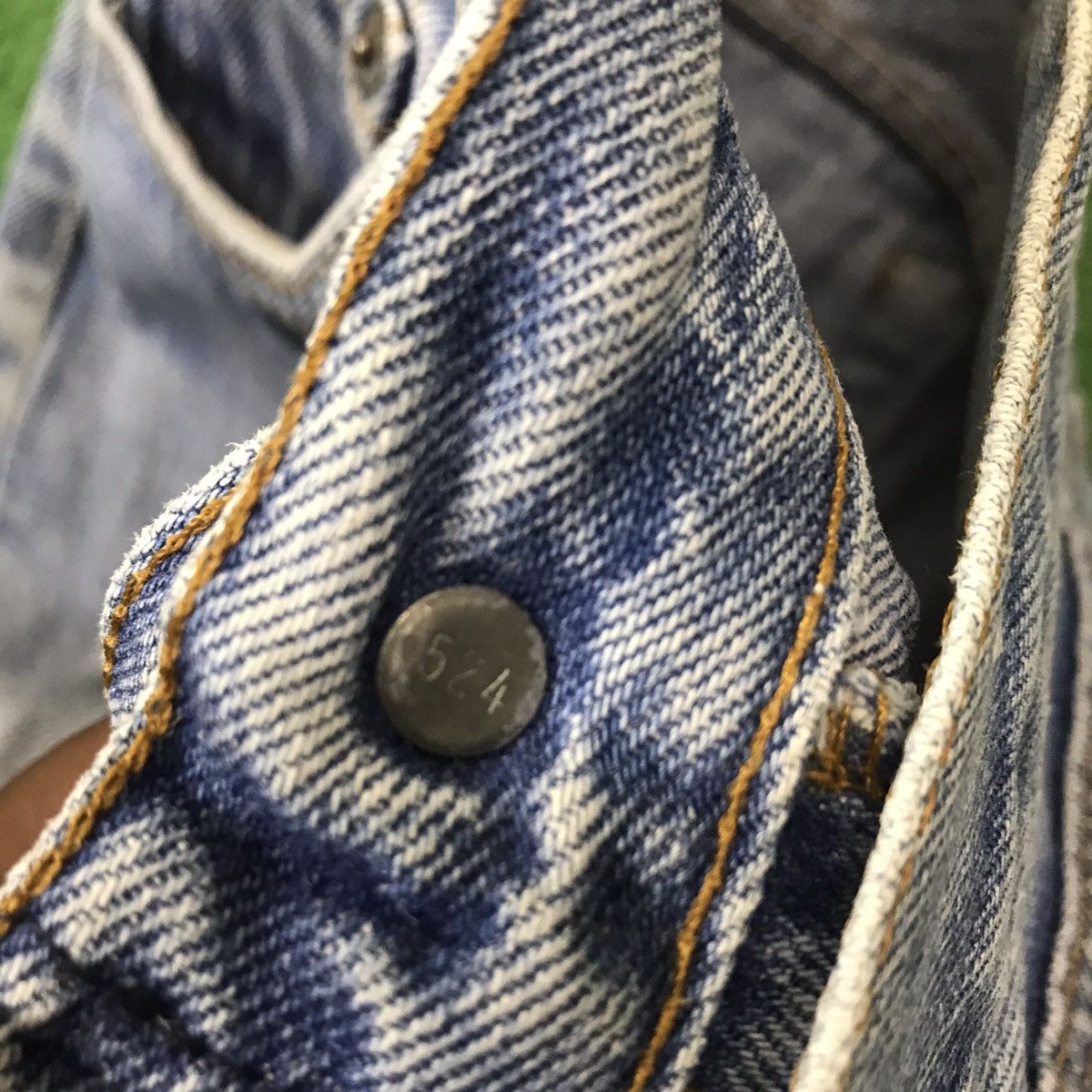 Levi's Vintage 80s Levis 501 LightWash Jeans Distressed Size US 28 / EU 44 - 19 Thumbnail