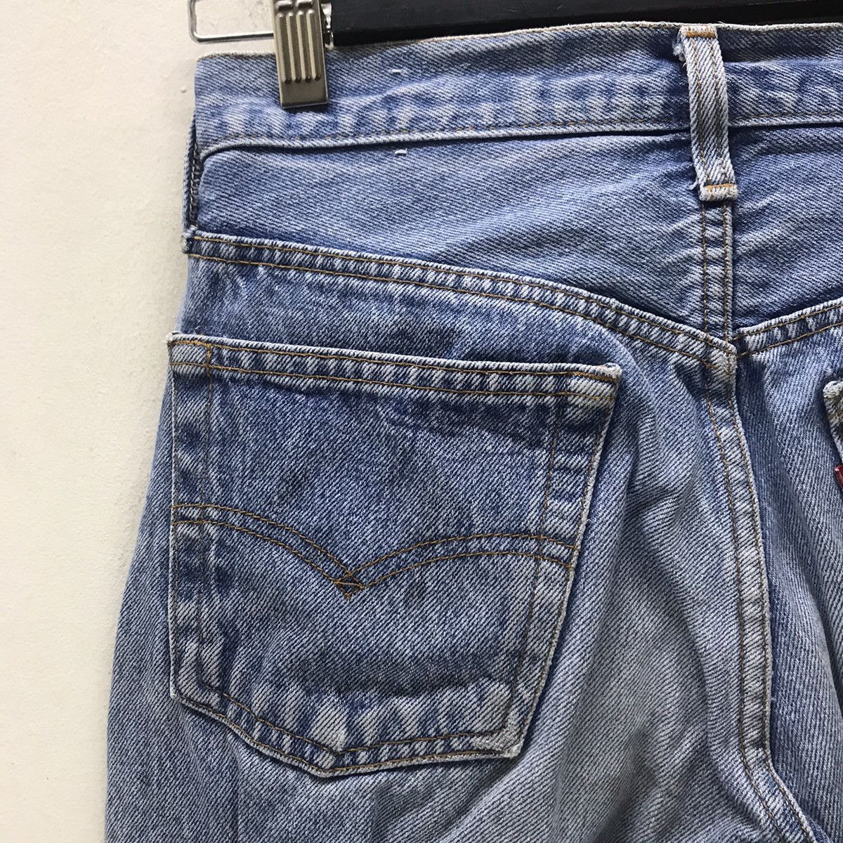 Levi's Vintage 80s Levis 501 LightWash Jeans Distressed Size US 28 / EU 44 - 12 Thumbnail