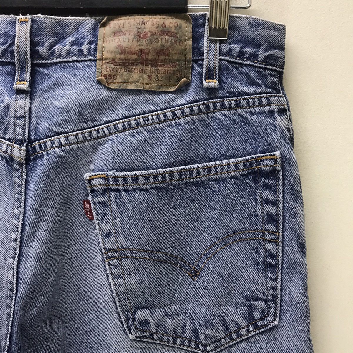 Levi's Vintage 90s Levis 550 Baggy Jeans Nice Faded Size US 33 - 13 Thumbnail