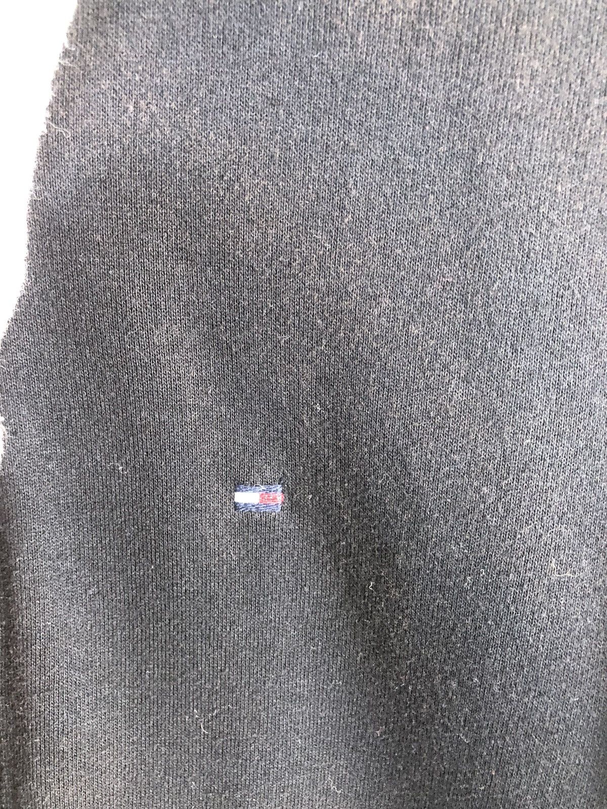 Designer × Tommy Hilfiger Vintage Tommy Hilfiger Zipper Hoodie Size US S / EU 44-46 / 1 - 3 Thumbnail