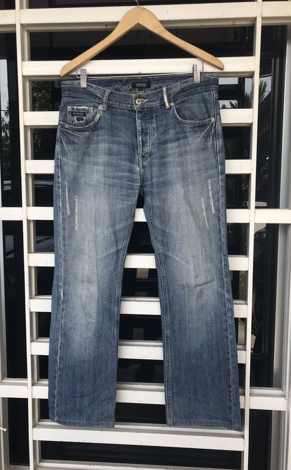 Burberry Burberry Black Lebel Denim Jeans Size US 33 - 2 Thumbnail