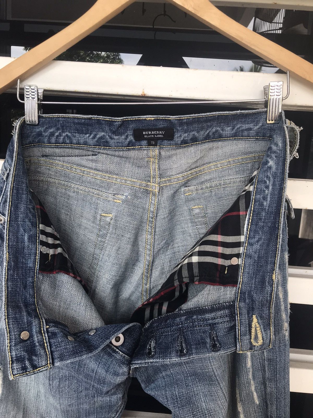 Burberry Burberry Black Lebel Denim Jeans Size US 33 - 8 Thumbnail