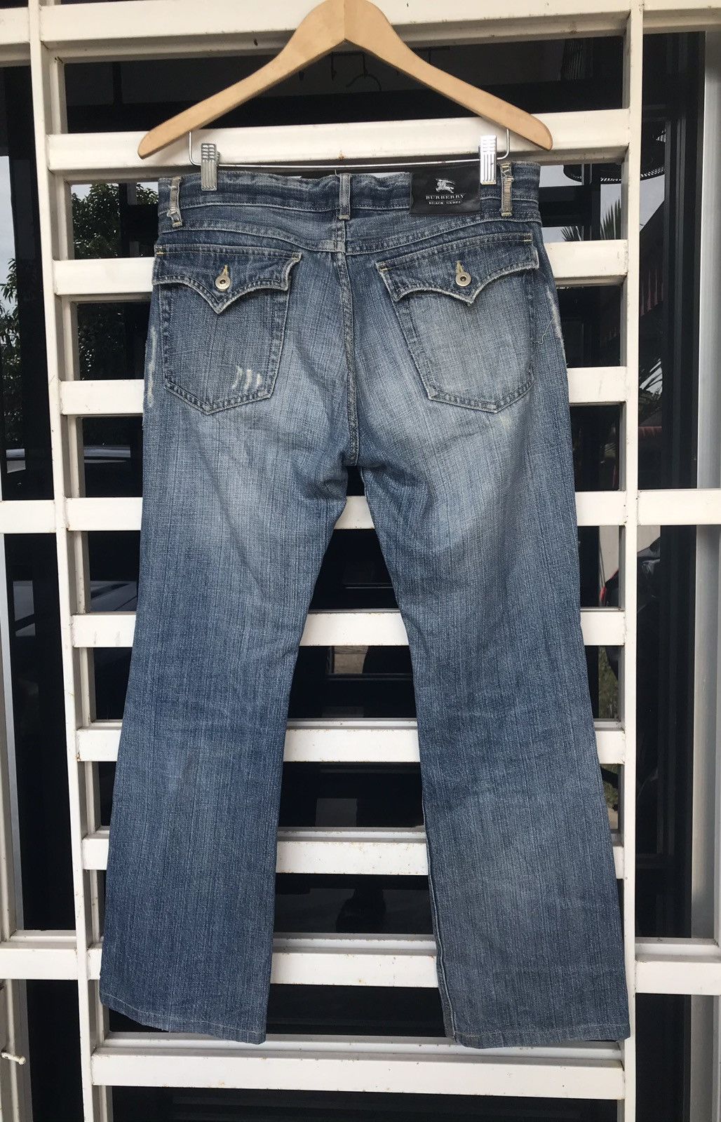 Burberry Burberry Black Lebel Denim Jeans Size US 33 - 1 Thumbnail