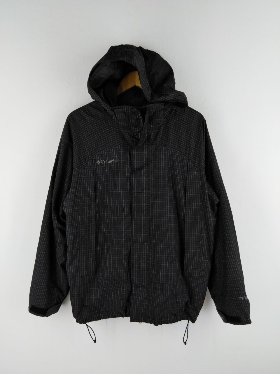 COLUMBIA TITANIUM LIGHT JACKET