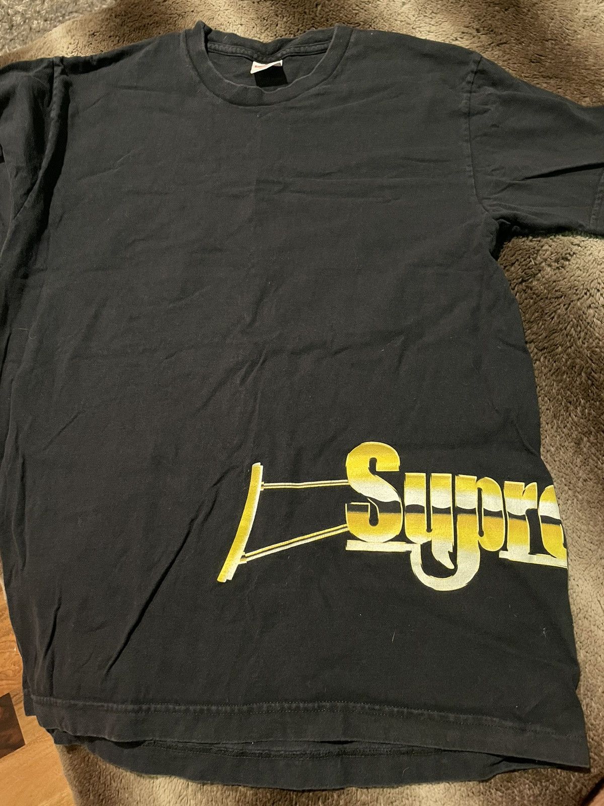 Supreme gold tee 2025