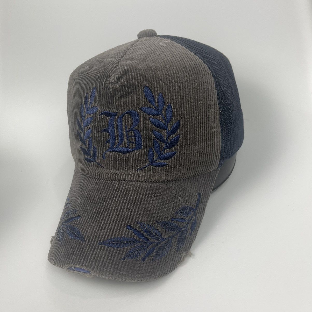 Japanese Brand Rare Beams Half Trucker Hat Size ONE SIZE - 1 Thumbnail