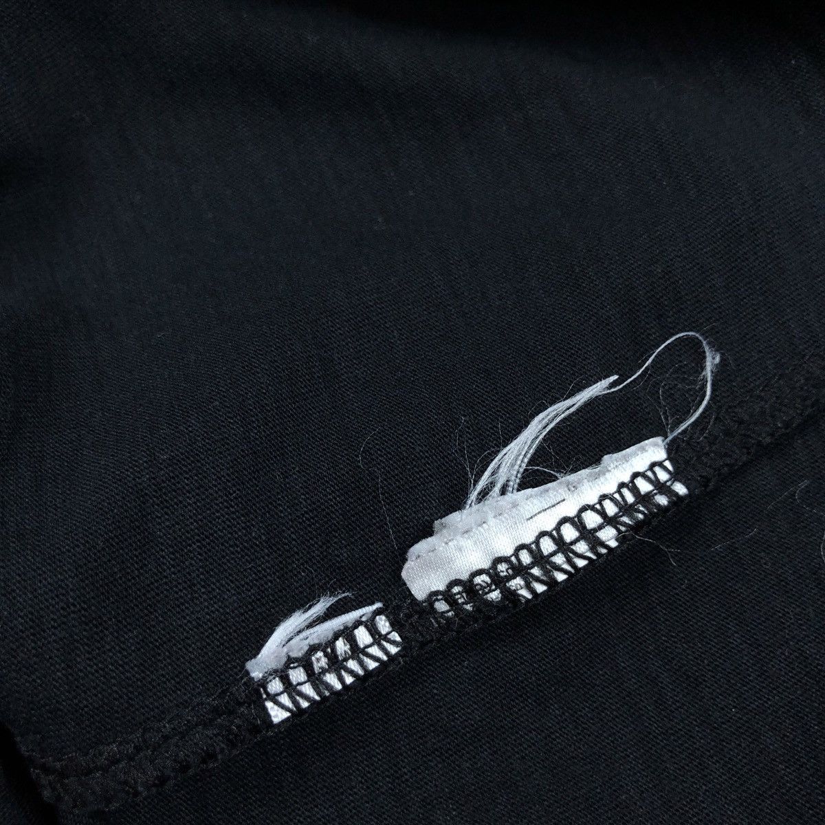 Undercover × Uniqlo Undercover x Uniqlo Bashful Tee Size US M / EU 48-50 / 2 - 9 Thumbnail