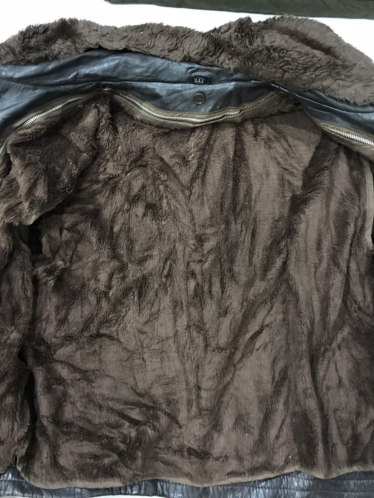 Genuine Leather A2 Repro US Air Force Leather Jacket Size US XL / EU 56 / 4 - 8 Thumbnail
