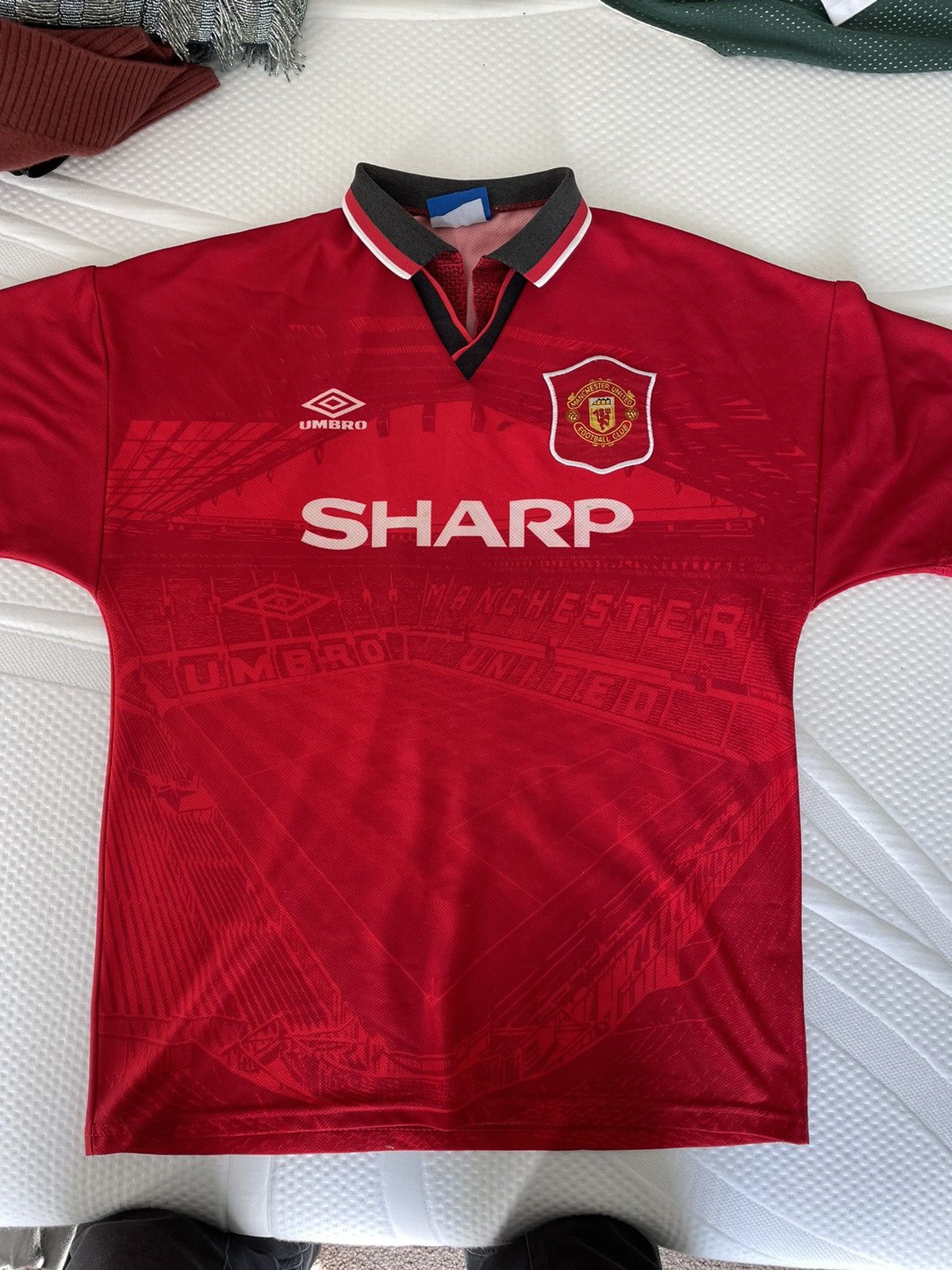 Maillot Manchester United Umbro – Cantona #7 – Enfant XS – Vintage Années 90
