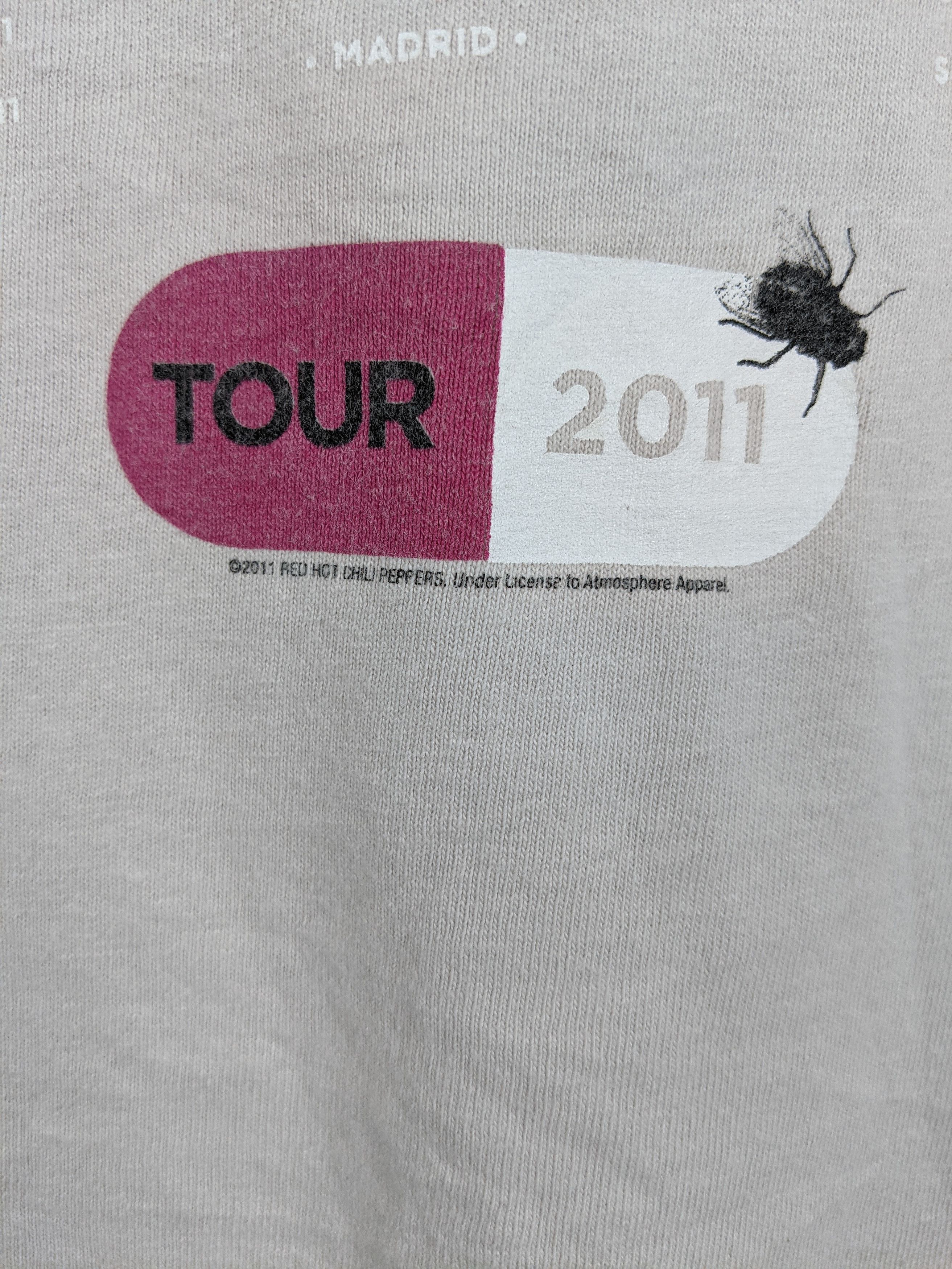 Band Tees Red Hot Chilli Peppers RHCP Tour 2011 I'm With You shirt Size US M / EU 48-50 / 2 - 6 Thumbnail