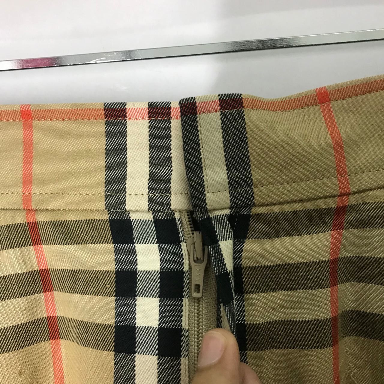 Burberry × Vintage 🔥 Vintage Burberry Nova Check With Logo Short Pants Size 26" / US 2 / IT 38 - 5 Thumbnail
