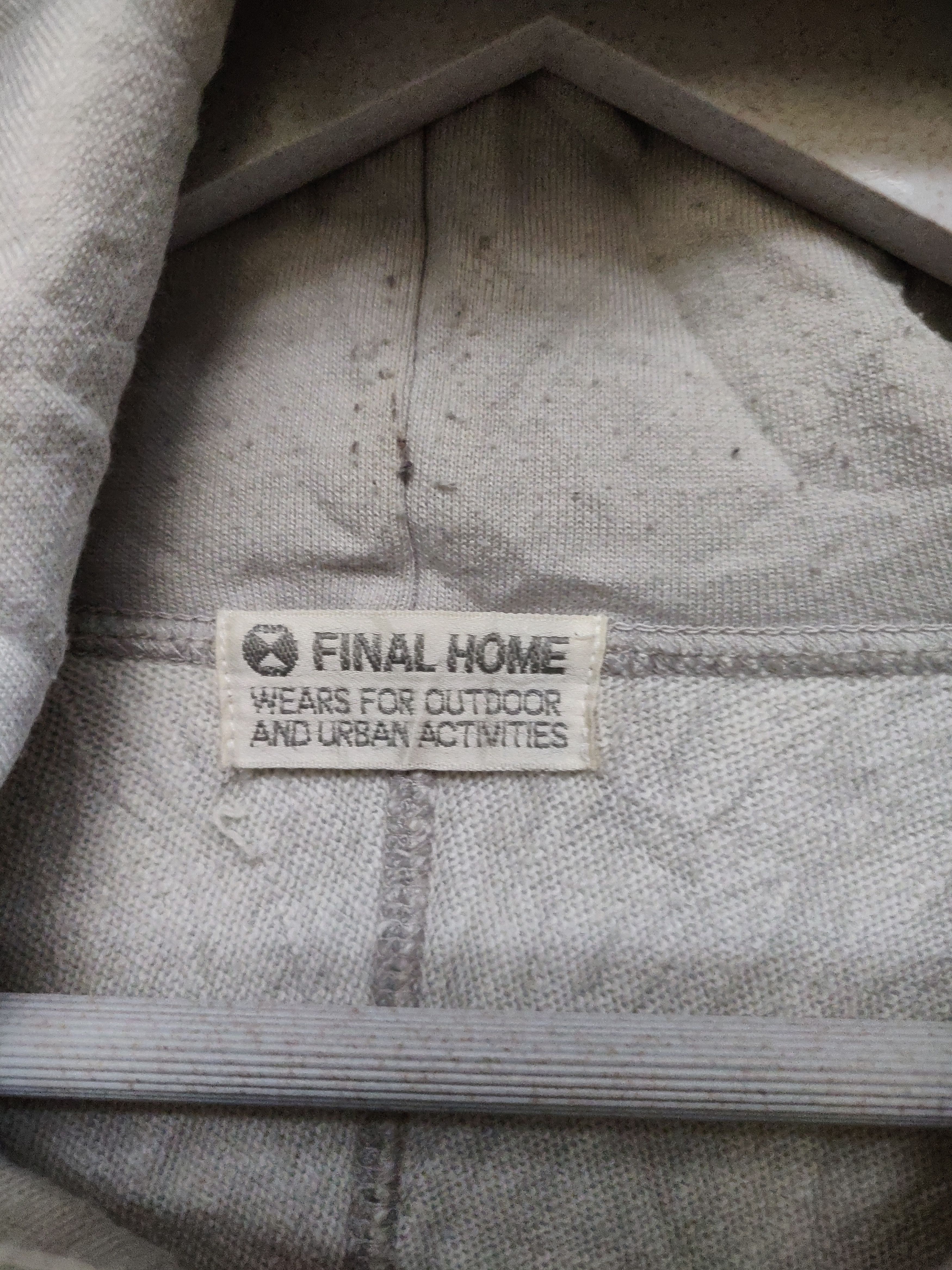 Final Home Final home sweatshirts hoodies pockets inside Size US M / EU 48-50 / 2 - 4 Thumbnail