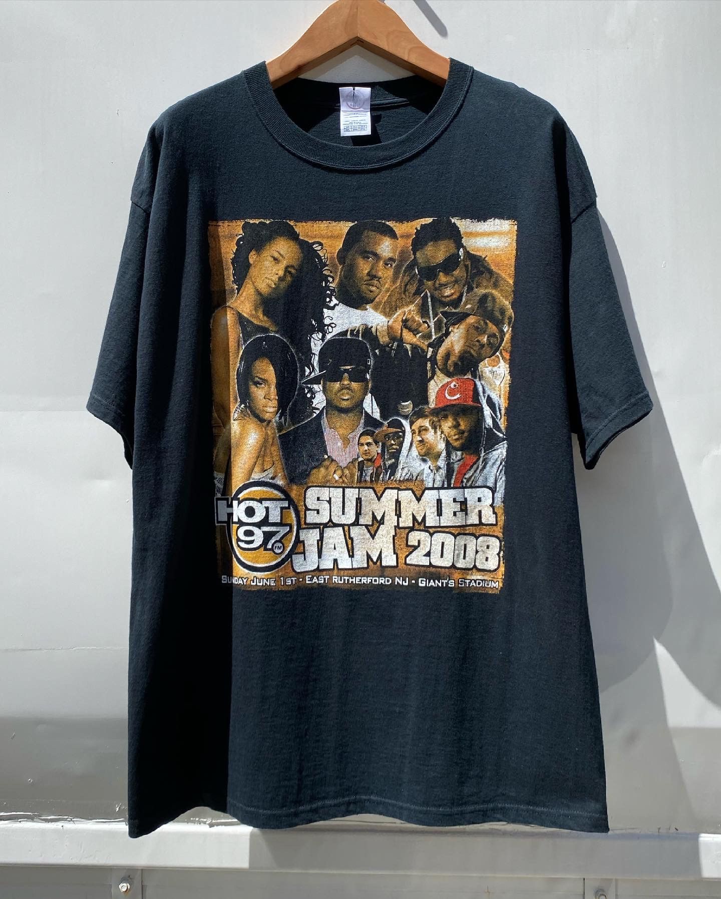 Hot 97 Summer Jam 2008 Kanye Alicia Keys Rihana T-Pain D-Block Rap popular Tee T Shirt M