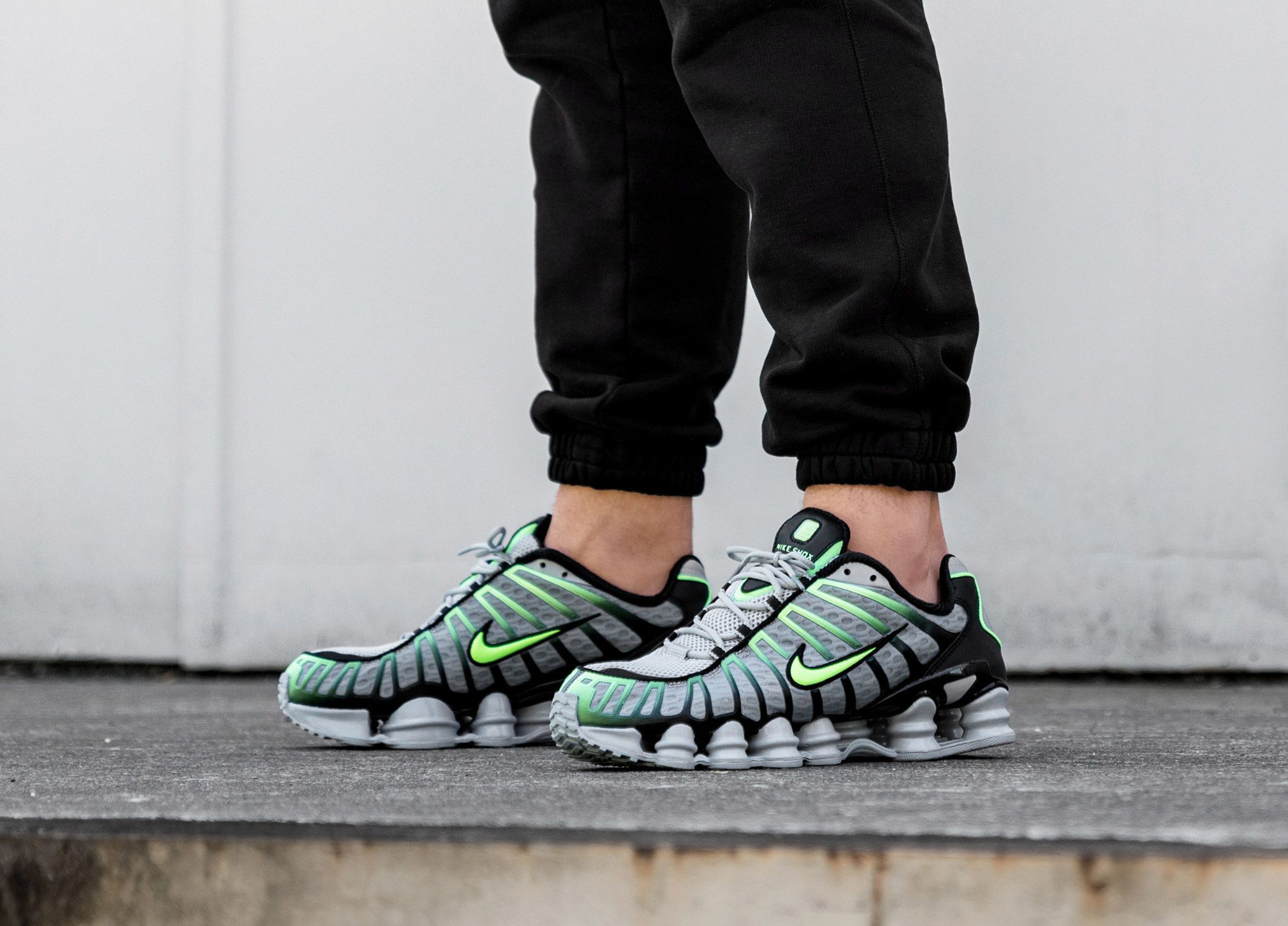 Nike shox tl wolf grey best sale lime blast