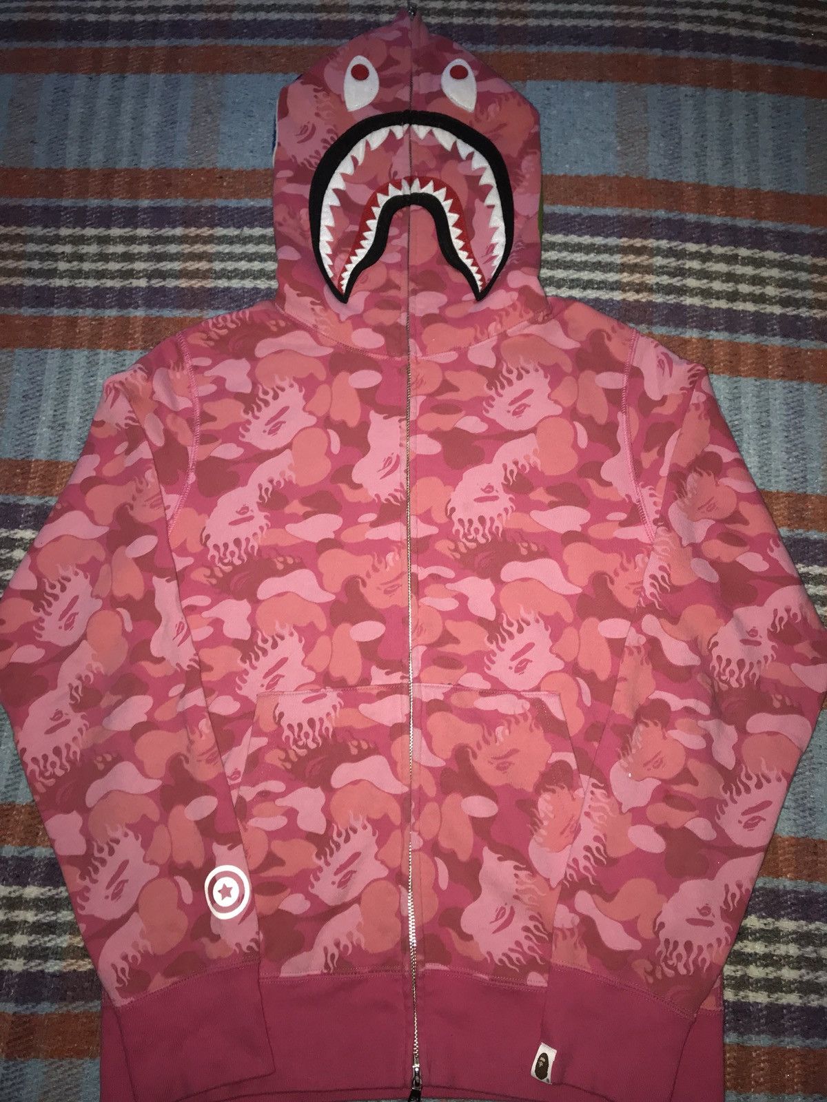 Bape shark hot sale hoodie grailed