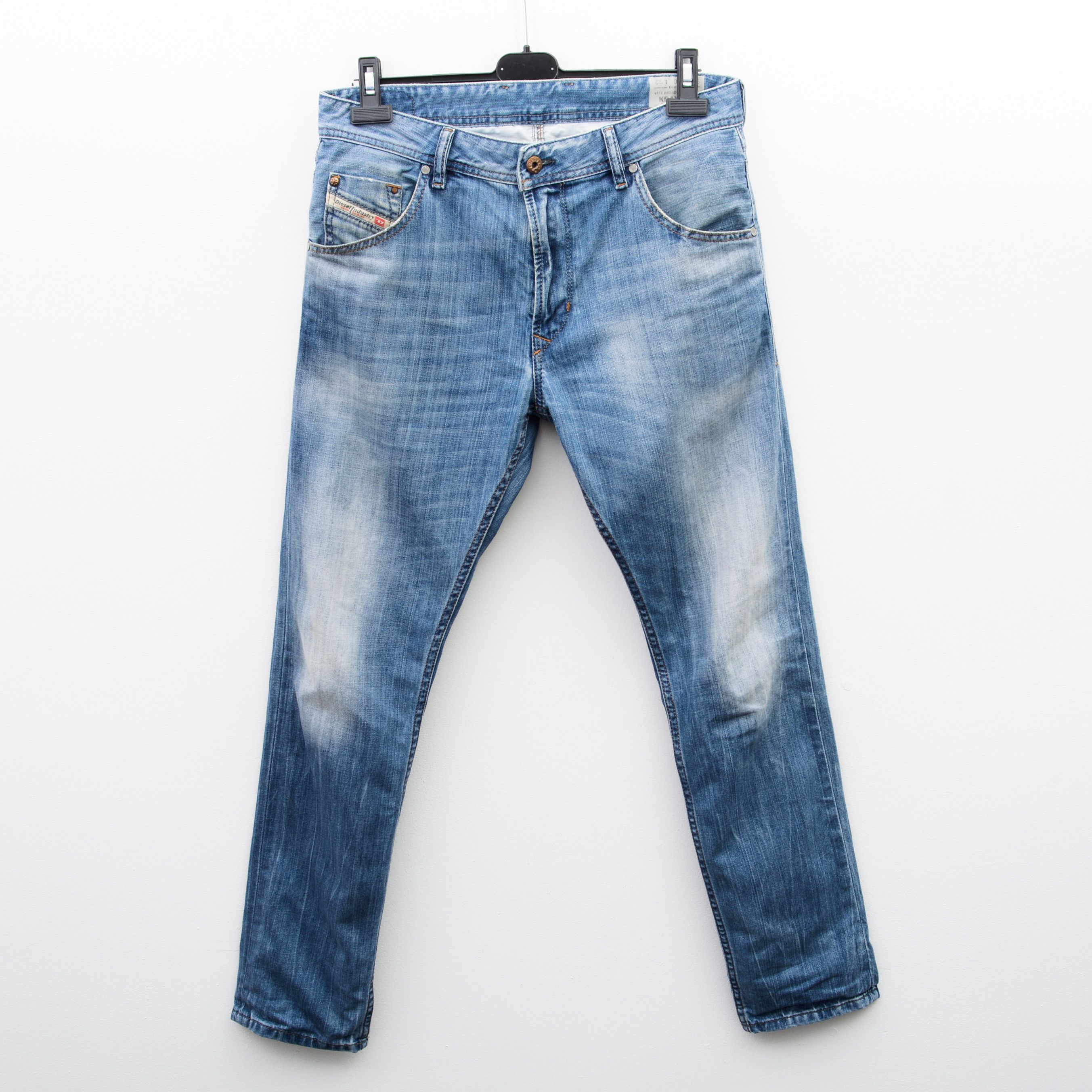 Diesel DIESEL Krayver W30 L32 Slim Carrot Jeans Pants Trousers Size US 30 / EU 46 - 1 Thumbnail