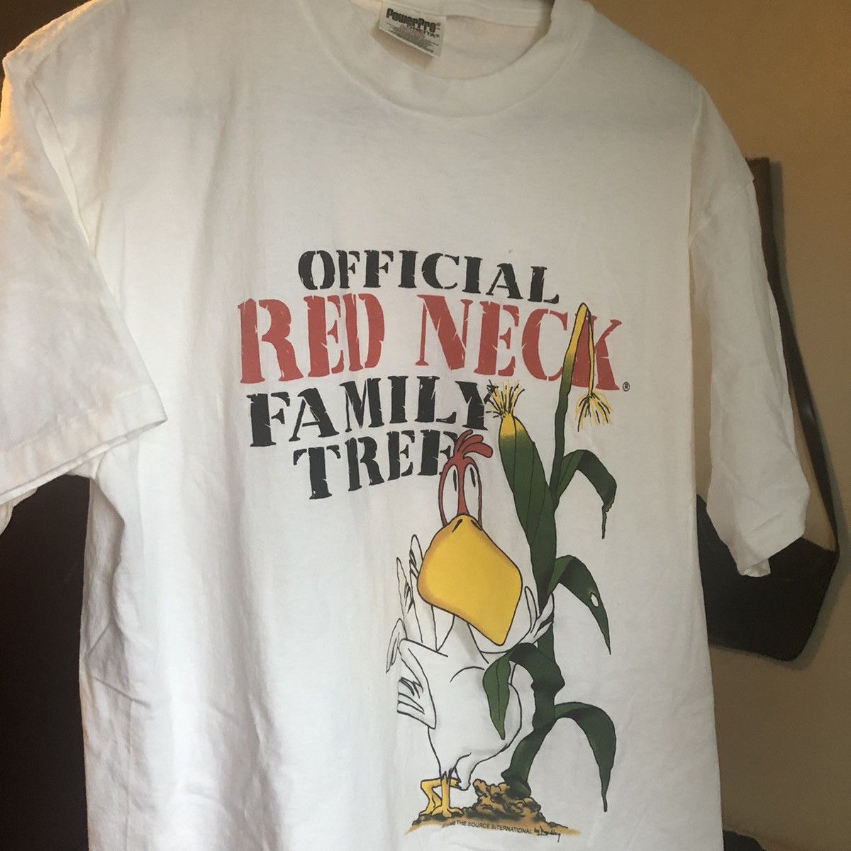 Vintage Vintage 1996 Official Red Neck Family Tree Graphic Comic Tee Size US L / EU 52-54 / 3 - 1 Thumbnail