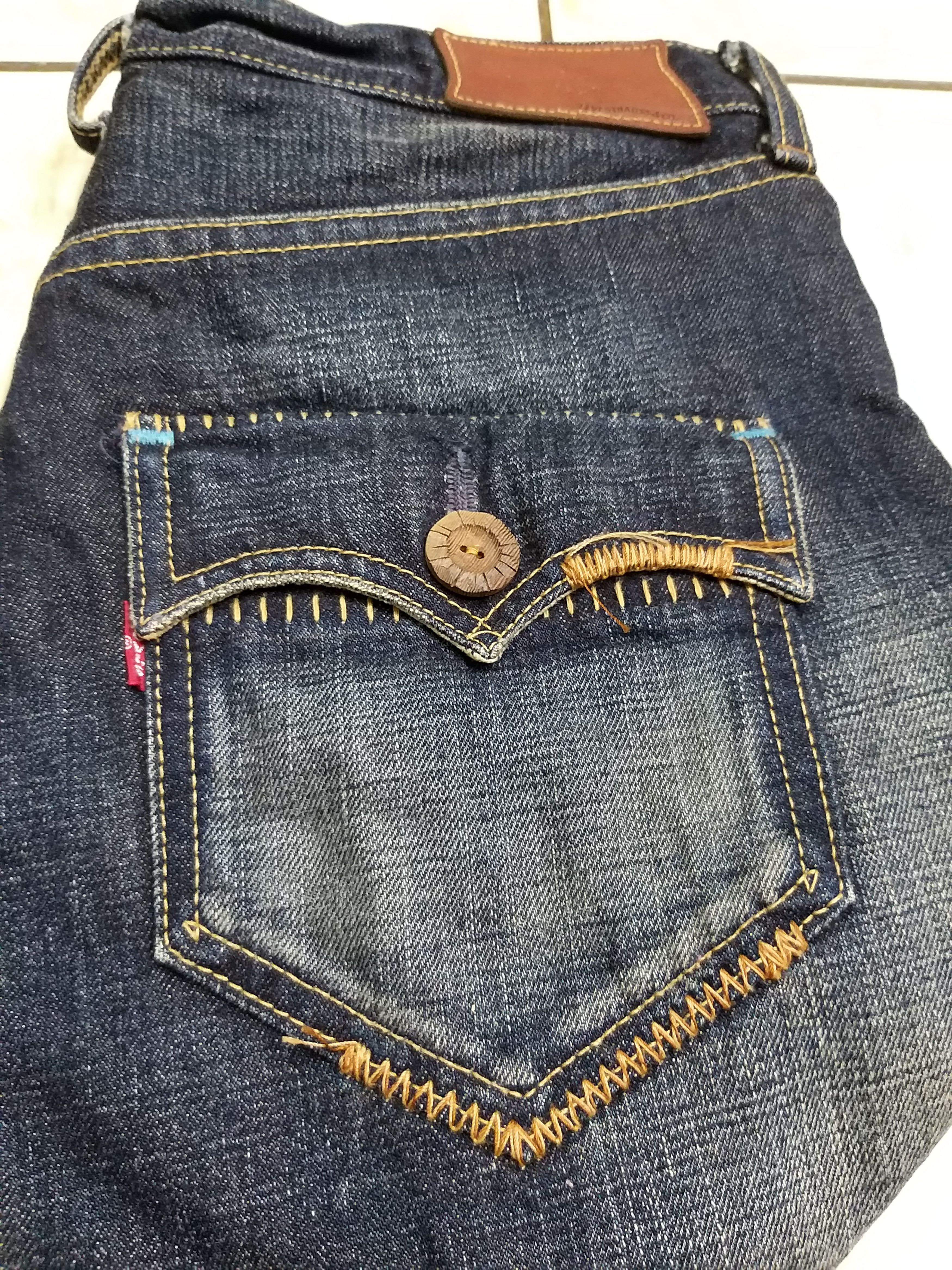 Levi's LEVI'S LADIES LOT 720-03 DISTRESSED JEANS Size US 30 / EU 46 - 5 Thumbnail