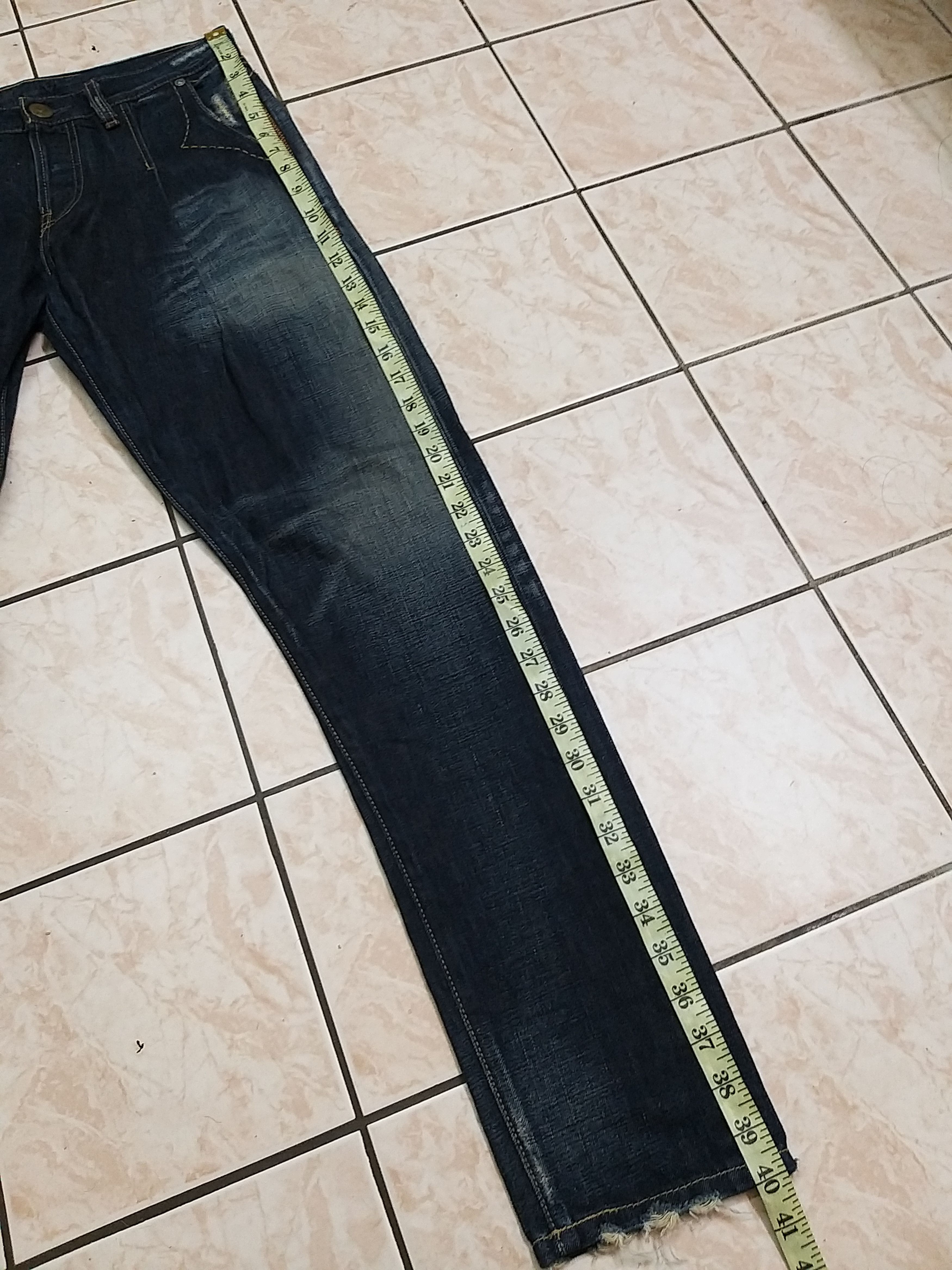Levi's LEVI'S LADIES LOT 720-03 DISTRESSED JEANS Size US 30 / EU 46 - 11 Thumbnail