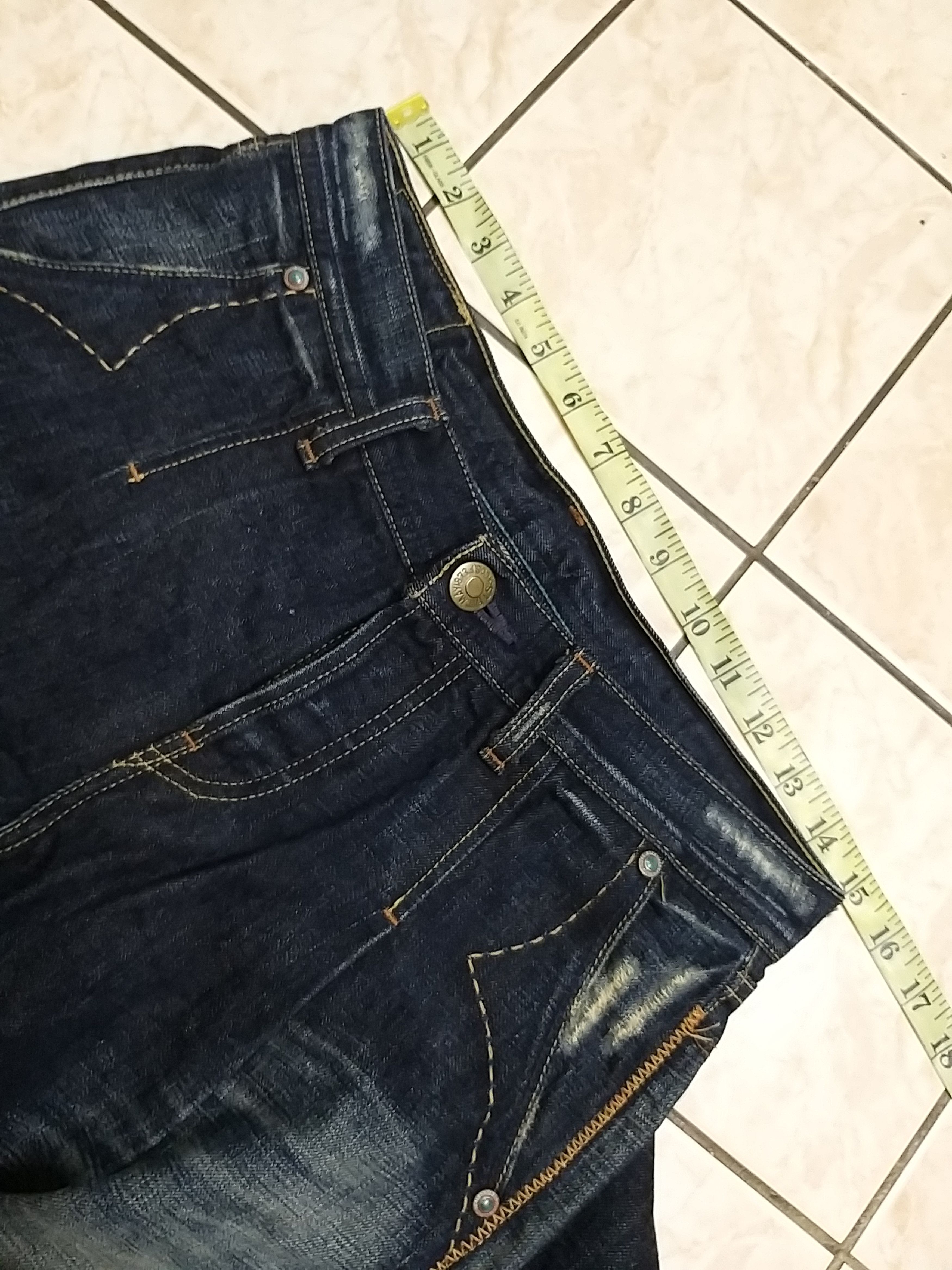 Levi's LEVI'S LADIES LOT 720-03 DISTRESSED JEANS Size US 30 / EU 46 - 9 Thumbnail