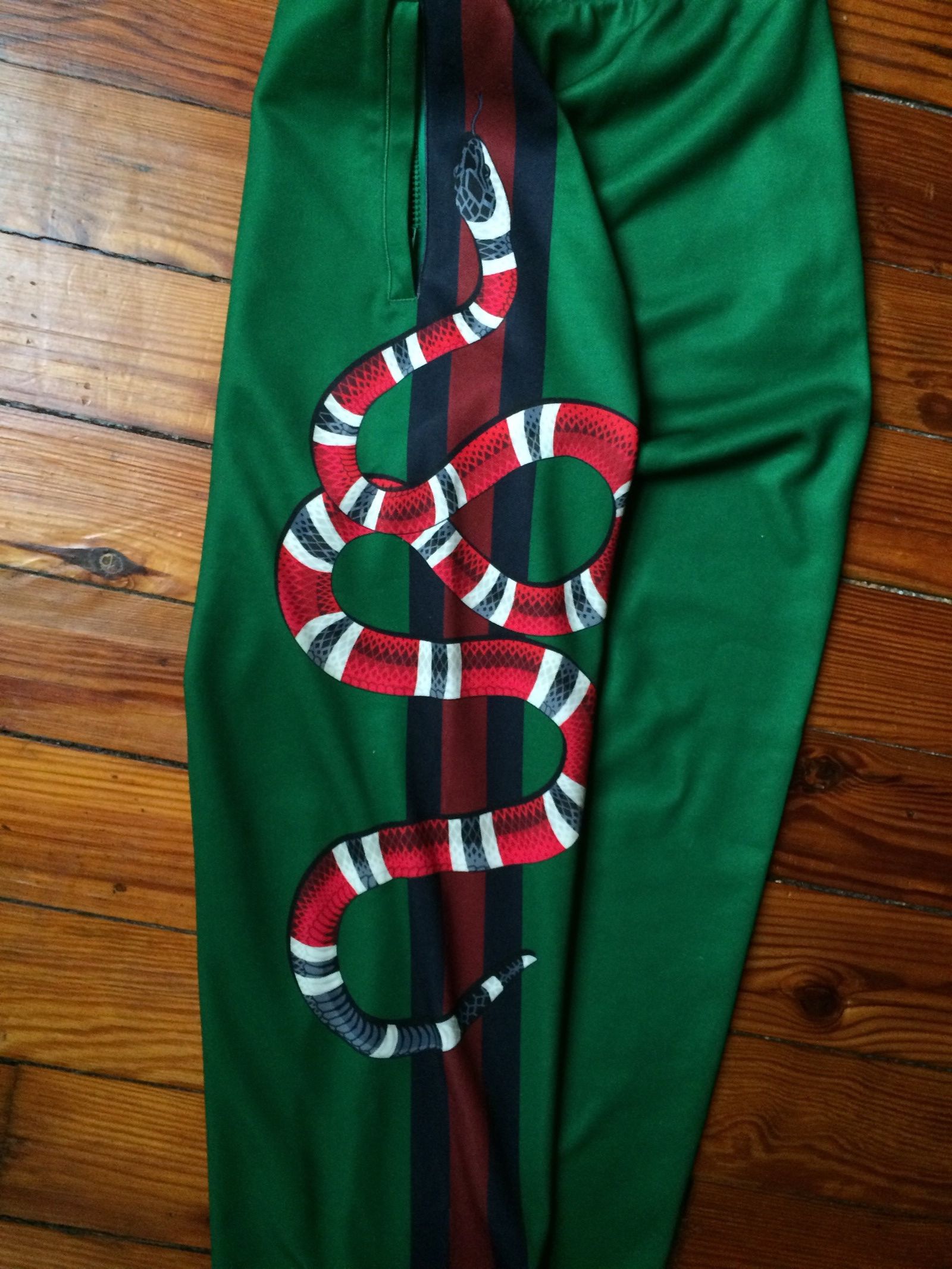 Gucci Snake Track Pants Size US 31 - 4 Preview
