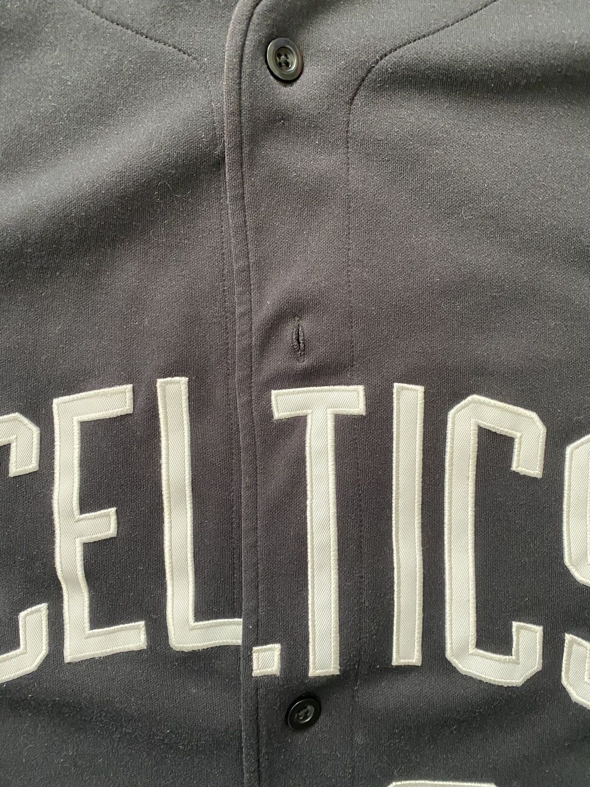 Nike Vintage Nike Boston Celtics Paul Pierce Button Up Warm Up Size US XXL / EU 58 / 5 - 8 Thumbnail