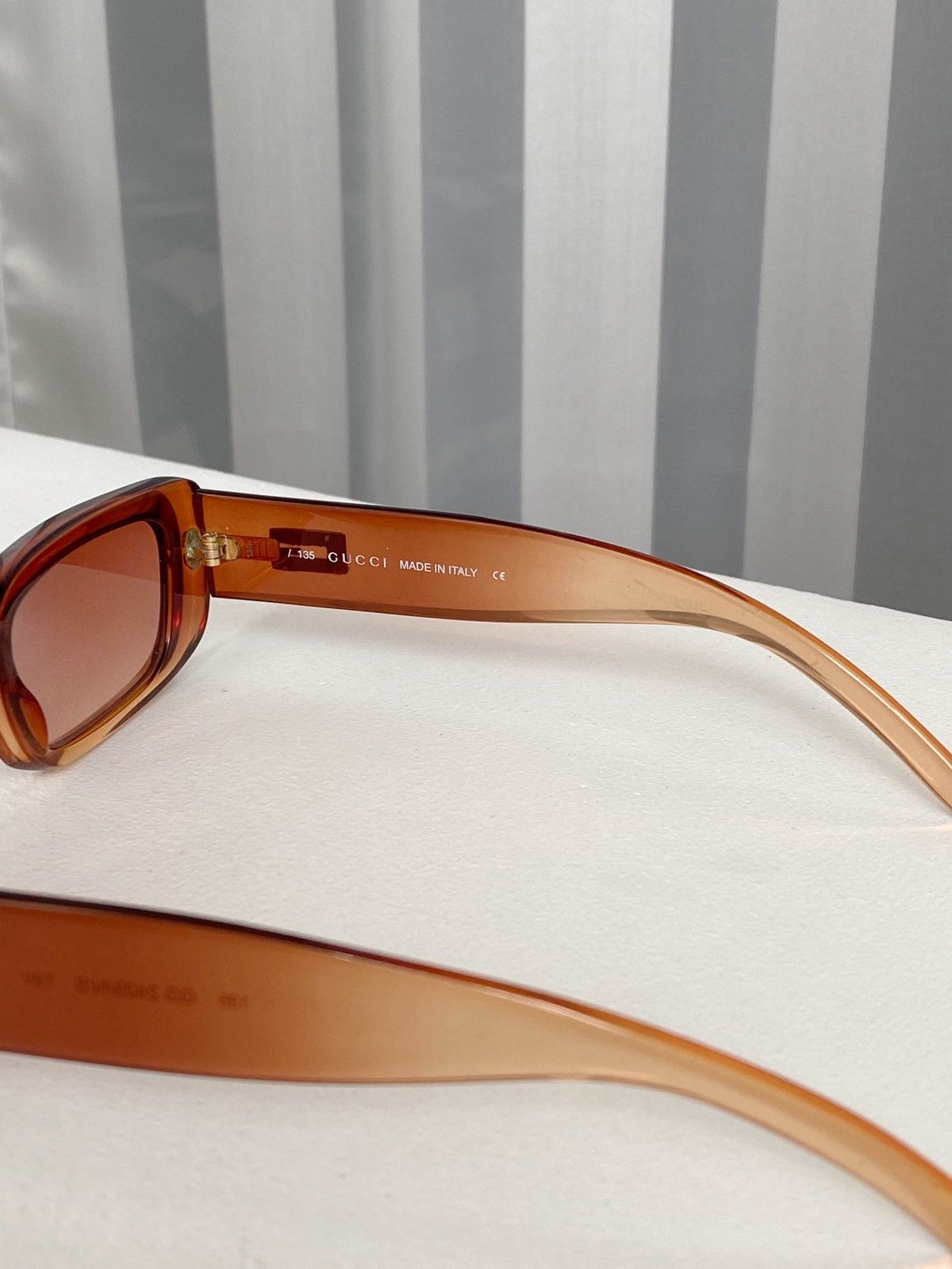 Gucci GUCCI FW1998 Tom Ford Square Logo Sunglasses GG 2409/N/S Size ONE SIZE - 9 Thumbnail