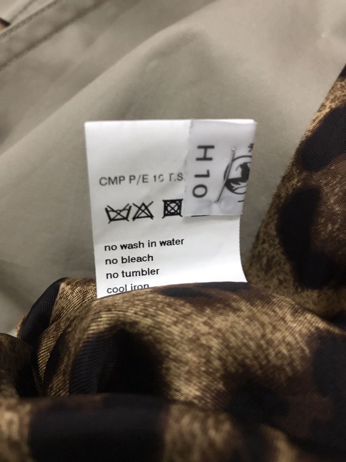 Dolce & Gabbana D & G Brown Stunning leopard pattern Trench Coat Jacket Size US S / EU 44-46 / 1 - 13 Thumbnail