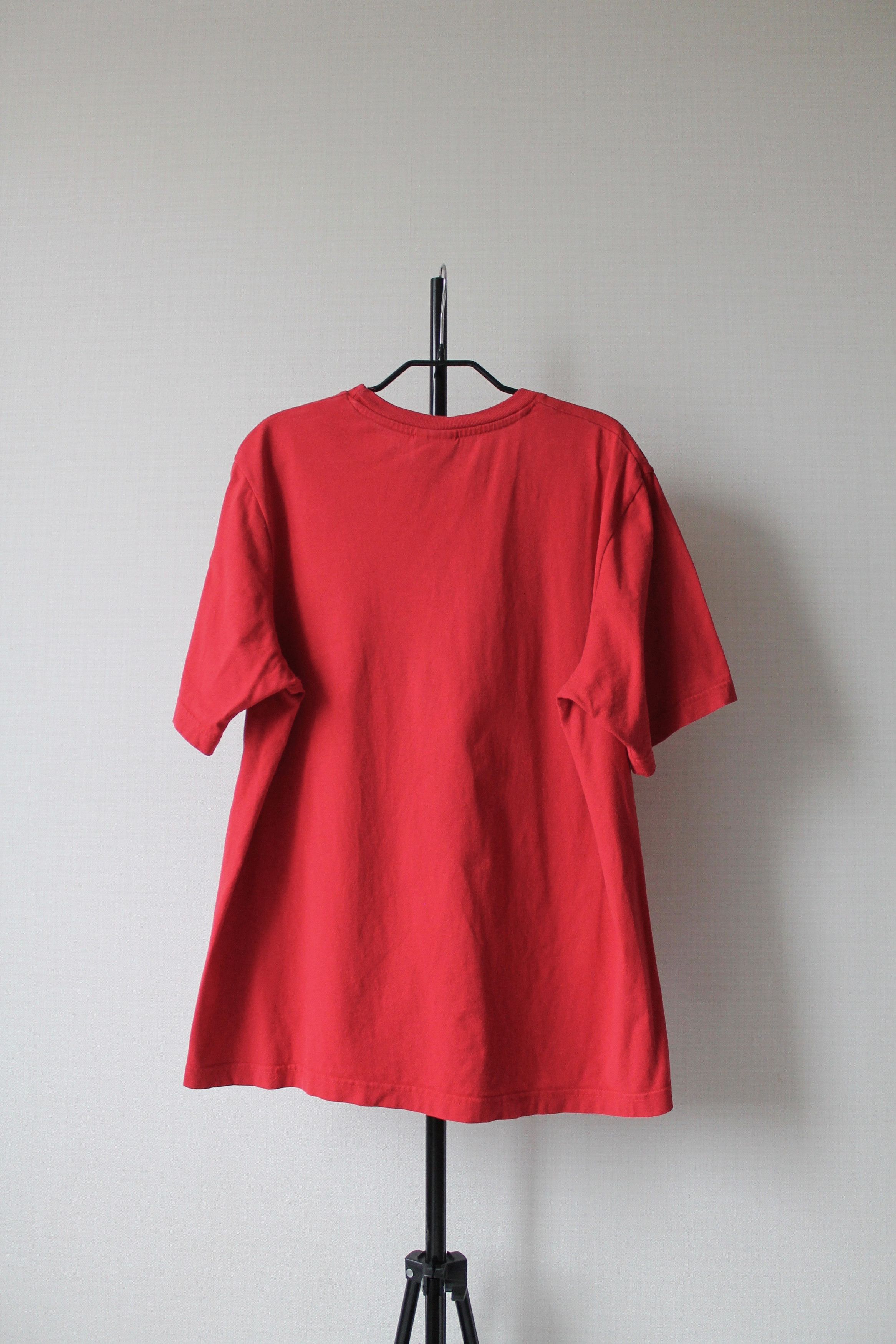 Nike Vintage NIKE Big Swoosh t shirt red Size US L / EU 52-54 / 3 - 7 Thumbnail