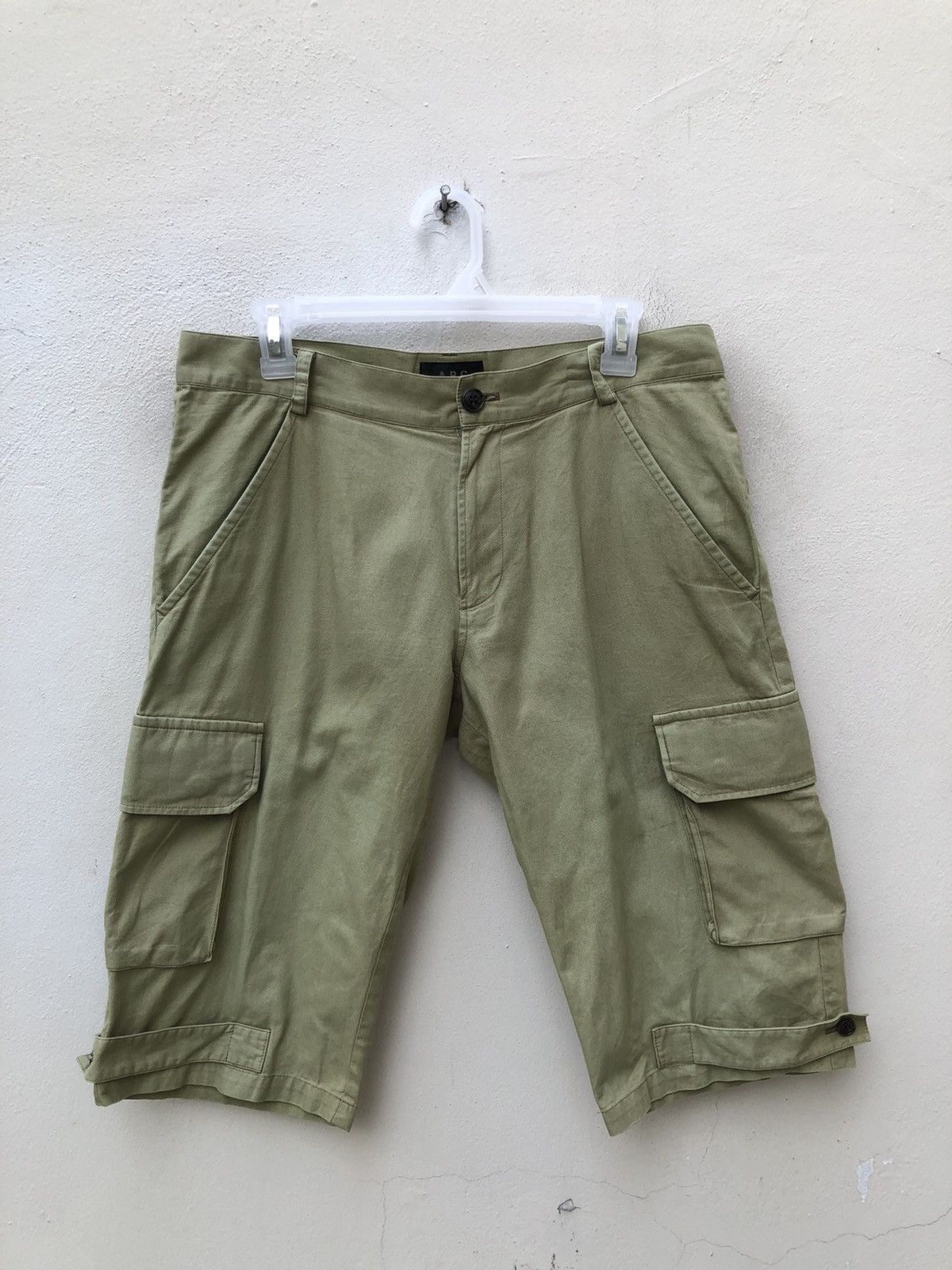A.P.C. A.P.C. Military Style Parachute Cargo Short Size US 30 / EU 46 - 2 Thumbnail