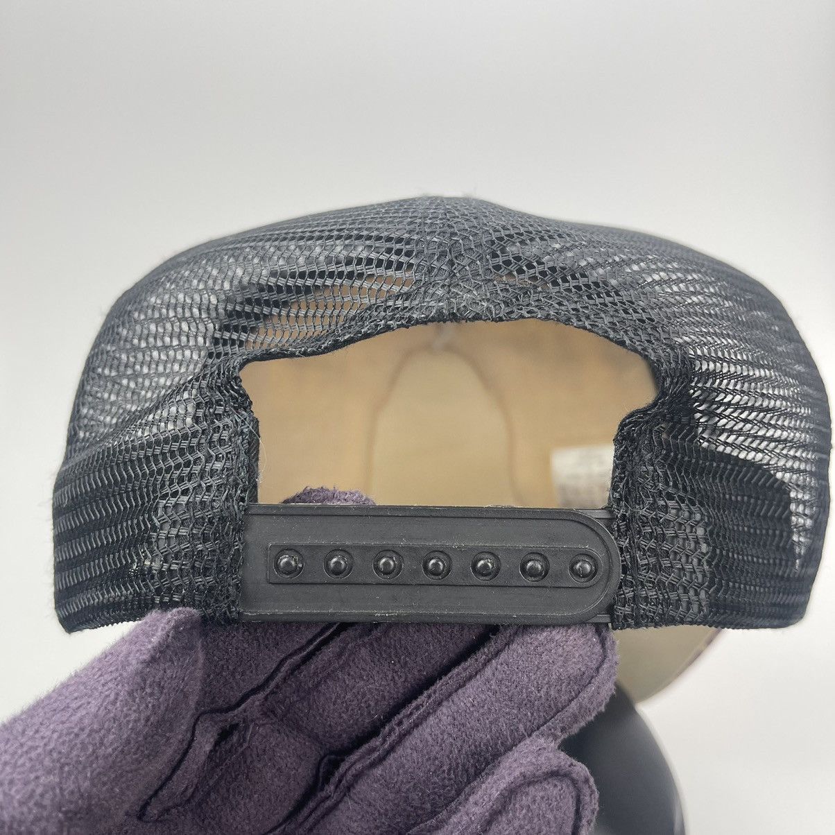 Japanese Brand Rare Wonder Eight Trucker Hat Cap Size ONE SIZE - 7 Thumbnail