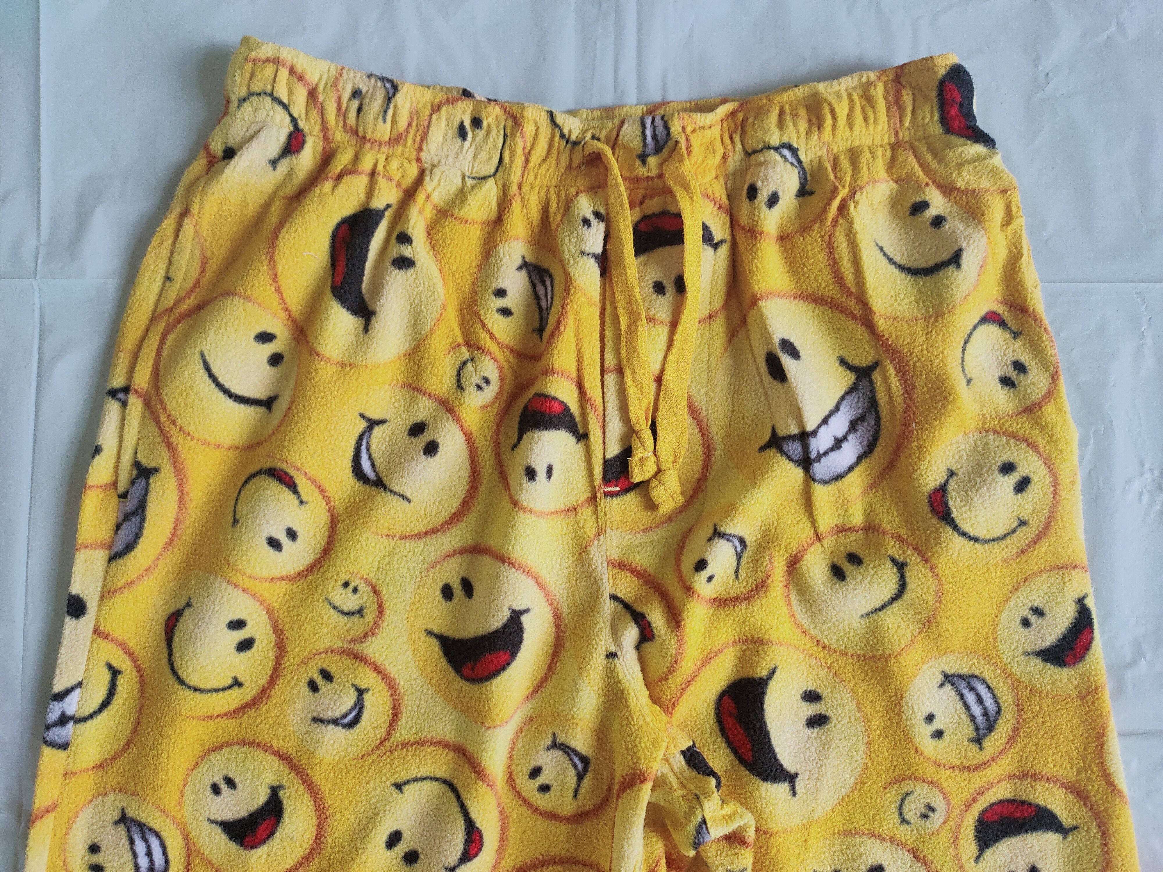 Croft & Barrow CROFT & BARROW smile face pajama bottom Size US 30 / EU 46 - 2 Thumbnail