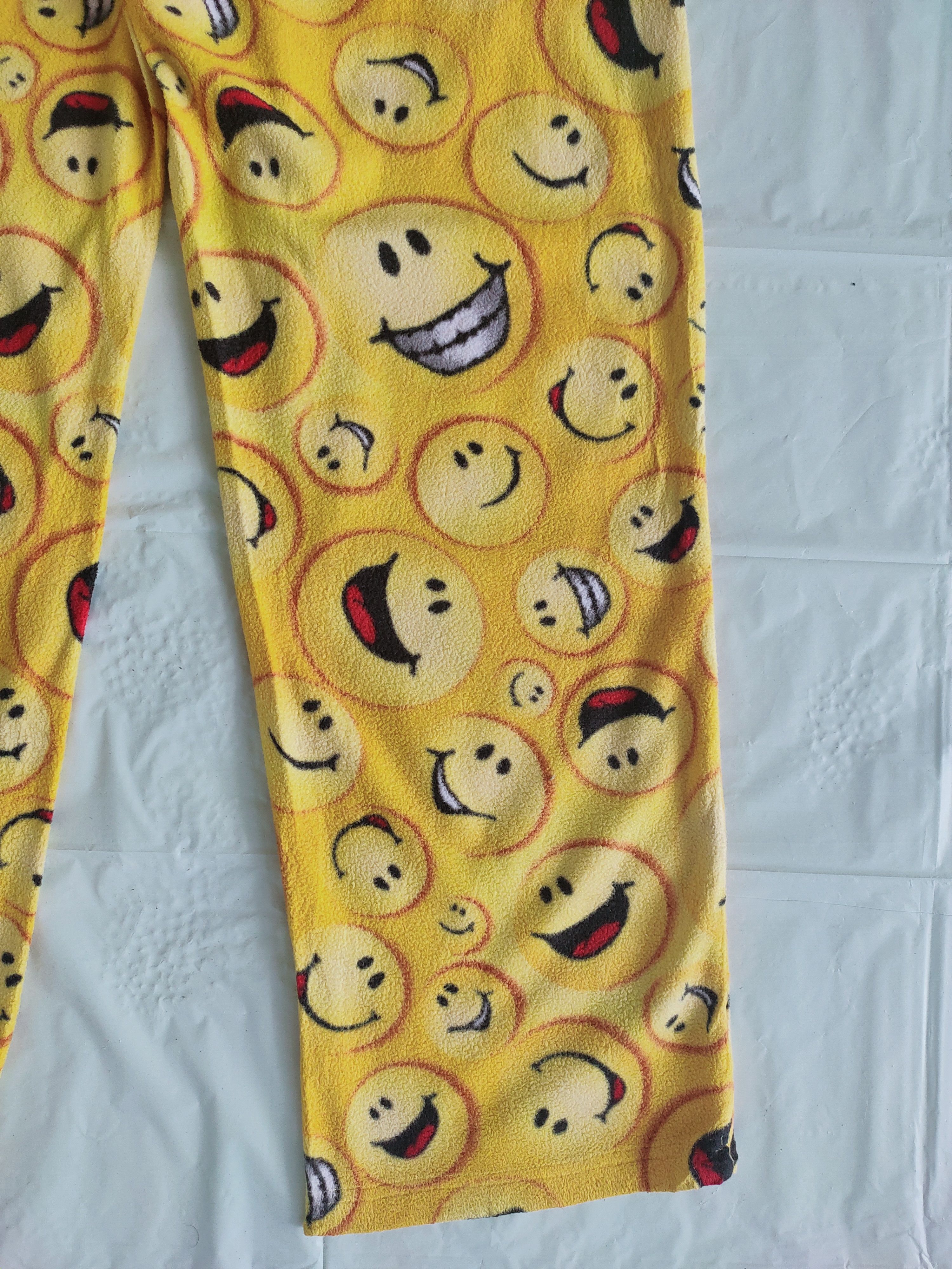 Croft & Barrow CROFT & BARROW smile face pajama bottom Size US 30 / EU 46 - 9 Thumbnail