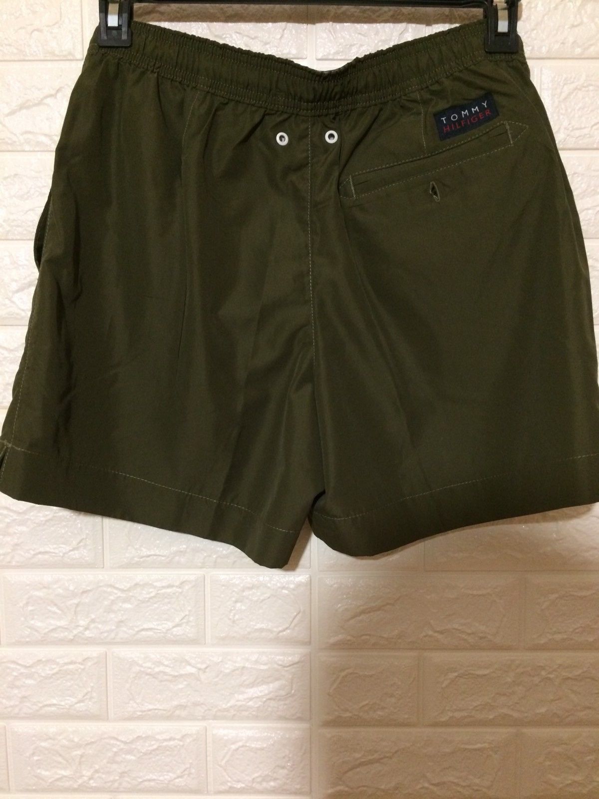 Tommy Hilfiger Tommy Hilfiger Green Shorts Size US 32 / EU 48 - 3 Thumbnail