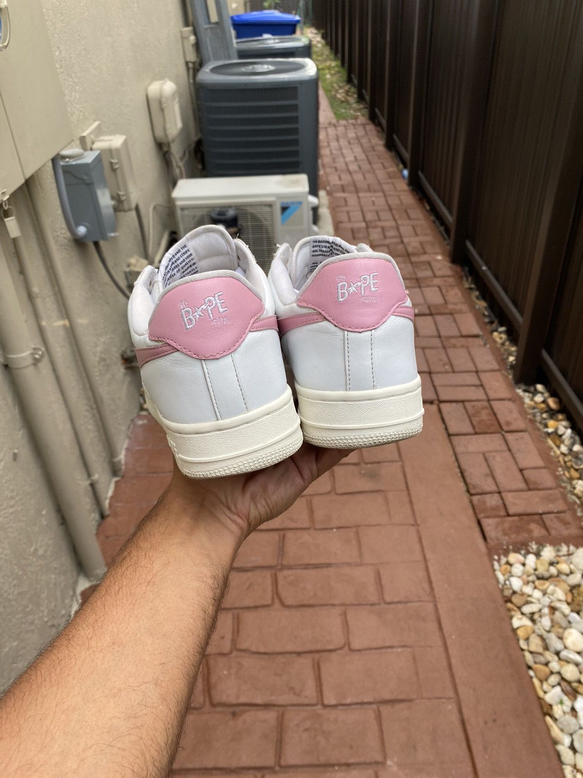 Bape 2003 A Bathing Ape Bapesta White/Pink Size US 11 / EU 44 - 5 Thumbnail