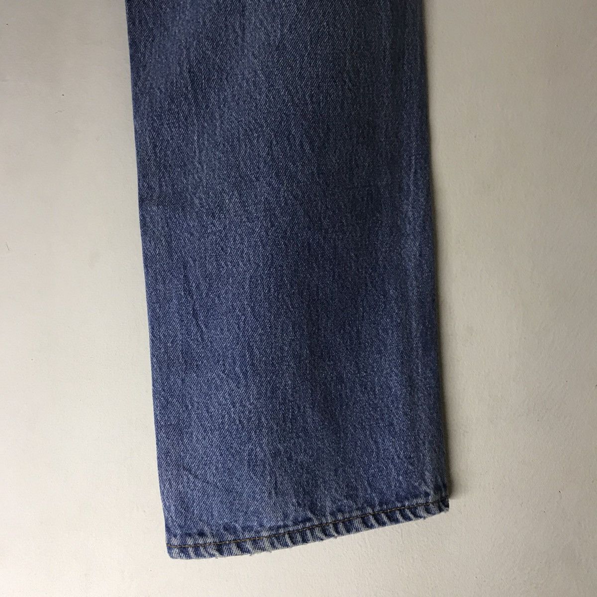 Levi's Vintage 90s Levis 501 Distressed Lightwash Made In USA Size US 32 / EU 48 - 18 Thumbnail