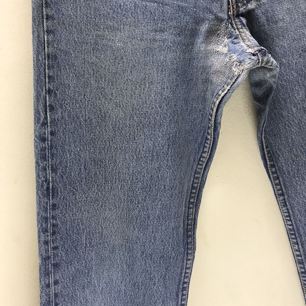 Levi's Vintage 90s Levis 501 Distressed Lightwash Made In USA Size US 32 / EU 48 - 7 Thumbnail