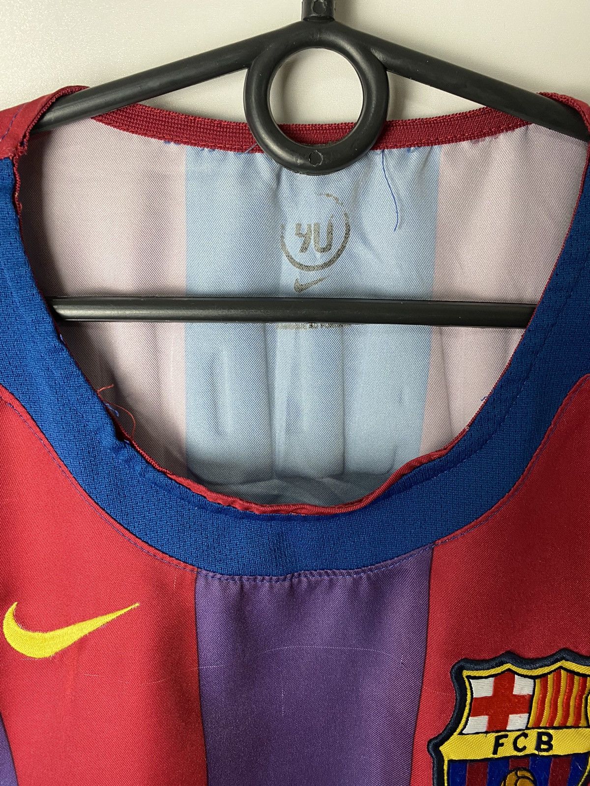 Nike Nike FC Barcelona 10 Ronaldinho t-shirts vintage size M Size US M / EU 48-50 / 2 - 5 Thumbnail