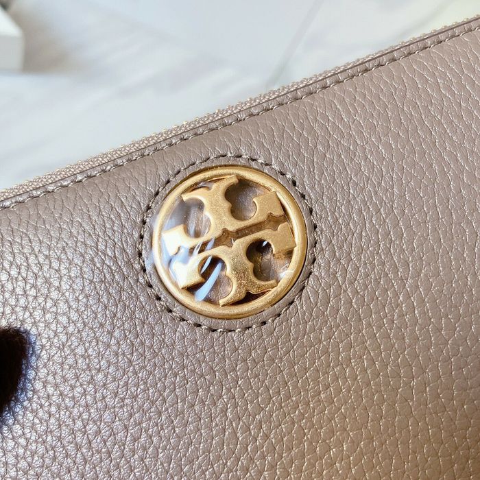 Tory Burch Tory Burch Carson Continental Long Round Zip Wallet | Grailed