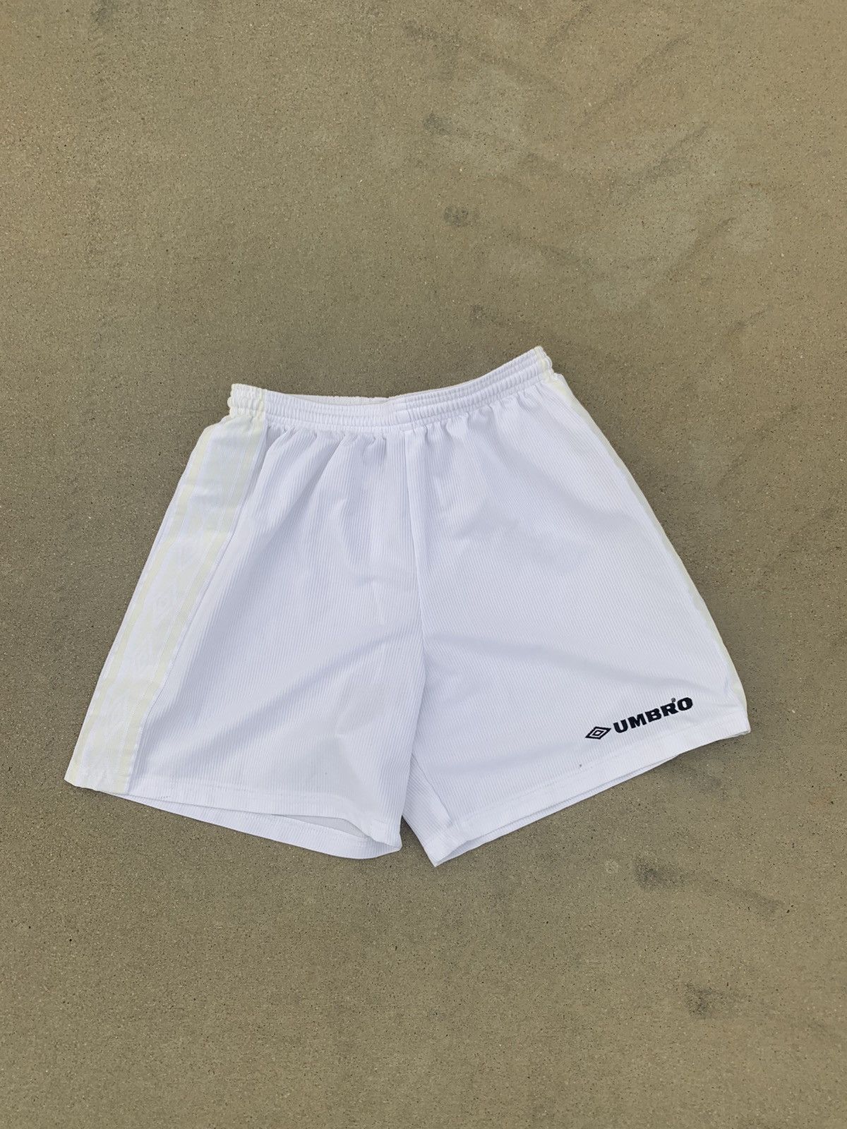 Umbro Vintage 90’s Umbro Shorts Size US 32 / EU 48 - 1 Thumbnail