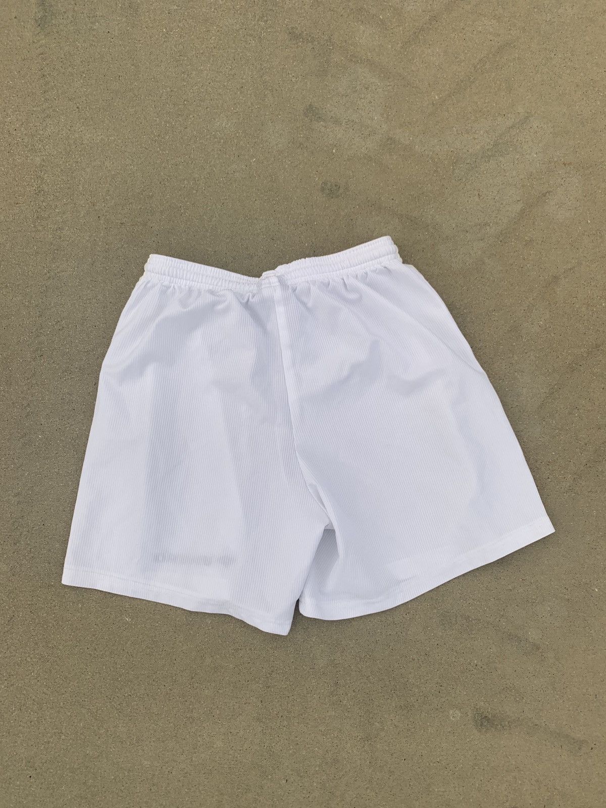 Umbro Vintage 90’s Umbro Shorts Size US 32 / EU 48 - 2 Thumbnail