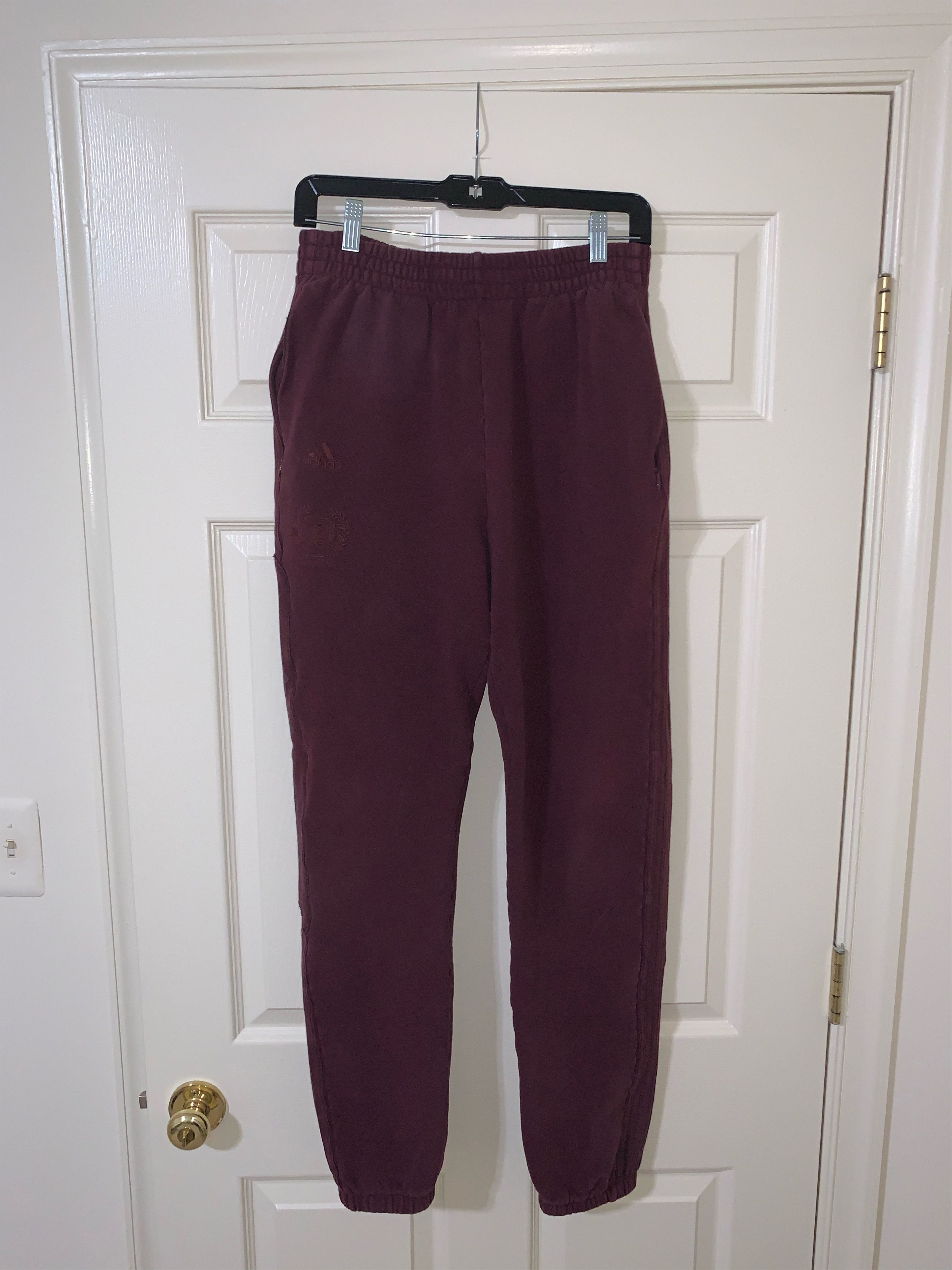 image of Yeezy Season 5 Calabasas Sweatpants Oxblood in Ox Blood, Men's (Size 30)