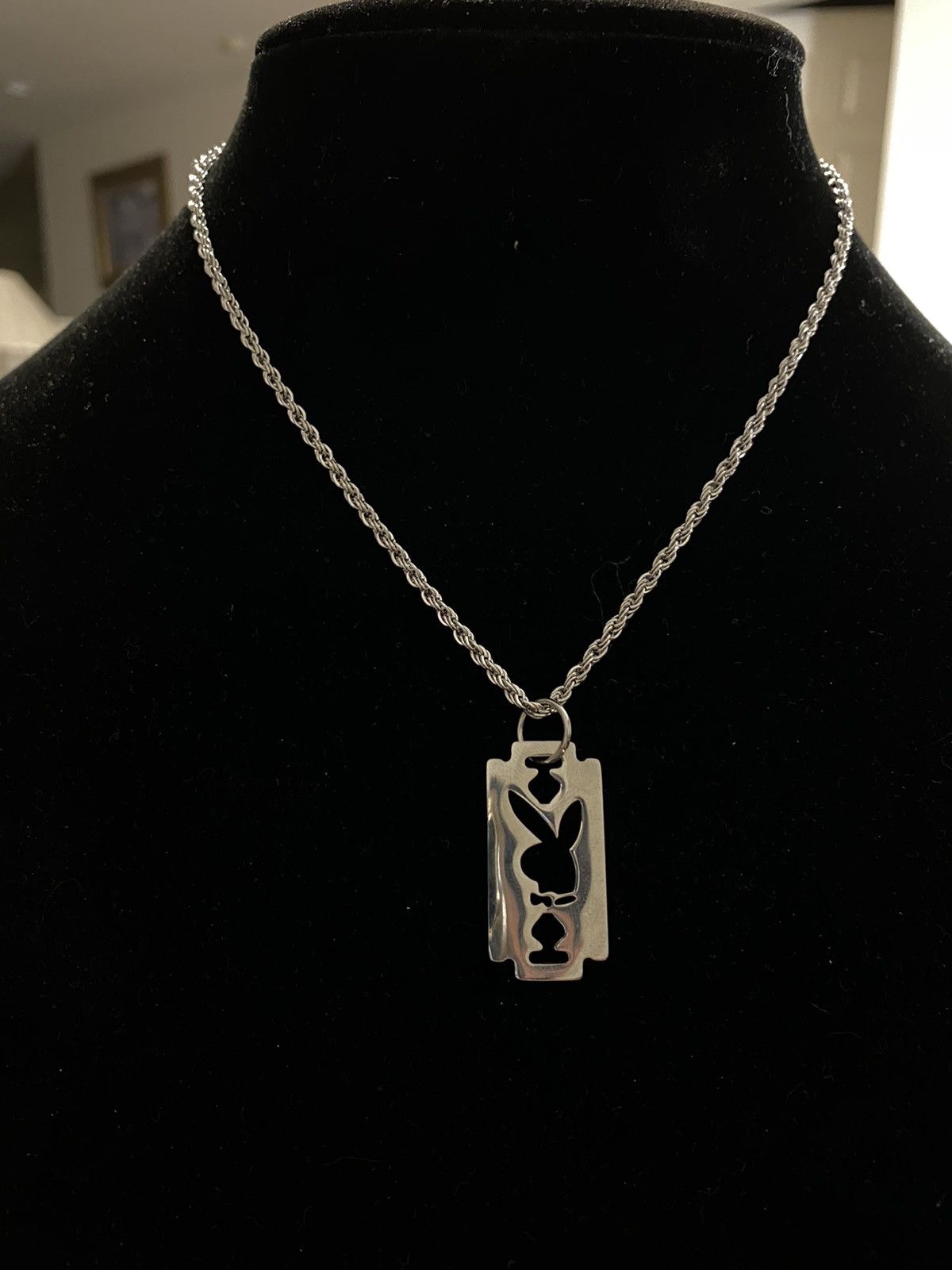 Playboy Playboy razor pendant carti necklace Size ONE SIZE - 4 Thumbnail