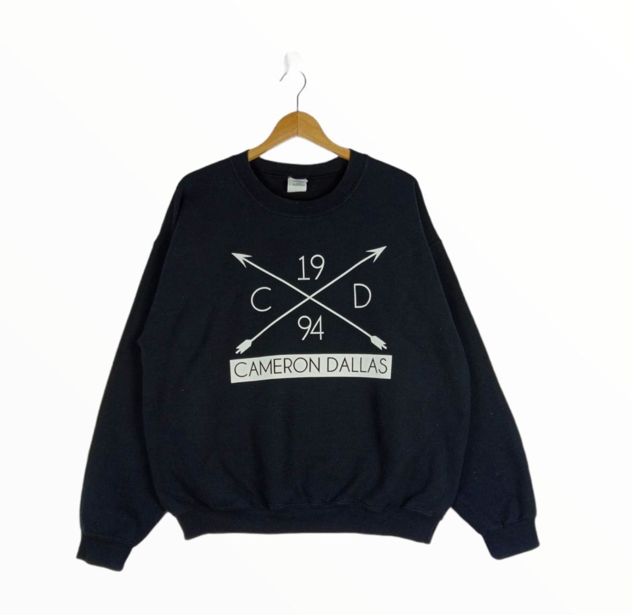 Gildan Vintage Vintage 90s Cameron Dallas Sweatshirt Grailed