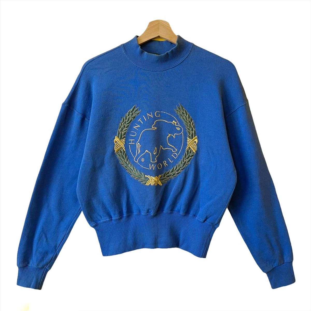 Vintage Vintage Hunting World New York Crewneck Sweatshirt Size S Size US S / EU 44-46 / 1 - 1 Thumbnail
