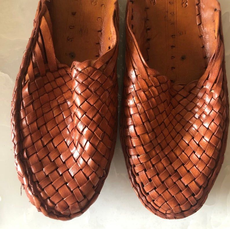 Handmade Criss Cross Leather Men Shoes, Men's Slippers, Indian Shoes Size US 10 / EU 43 - 2 Thumbnail