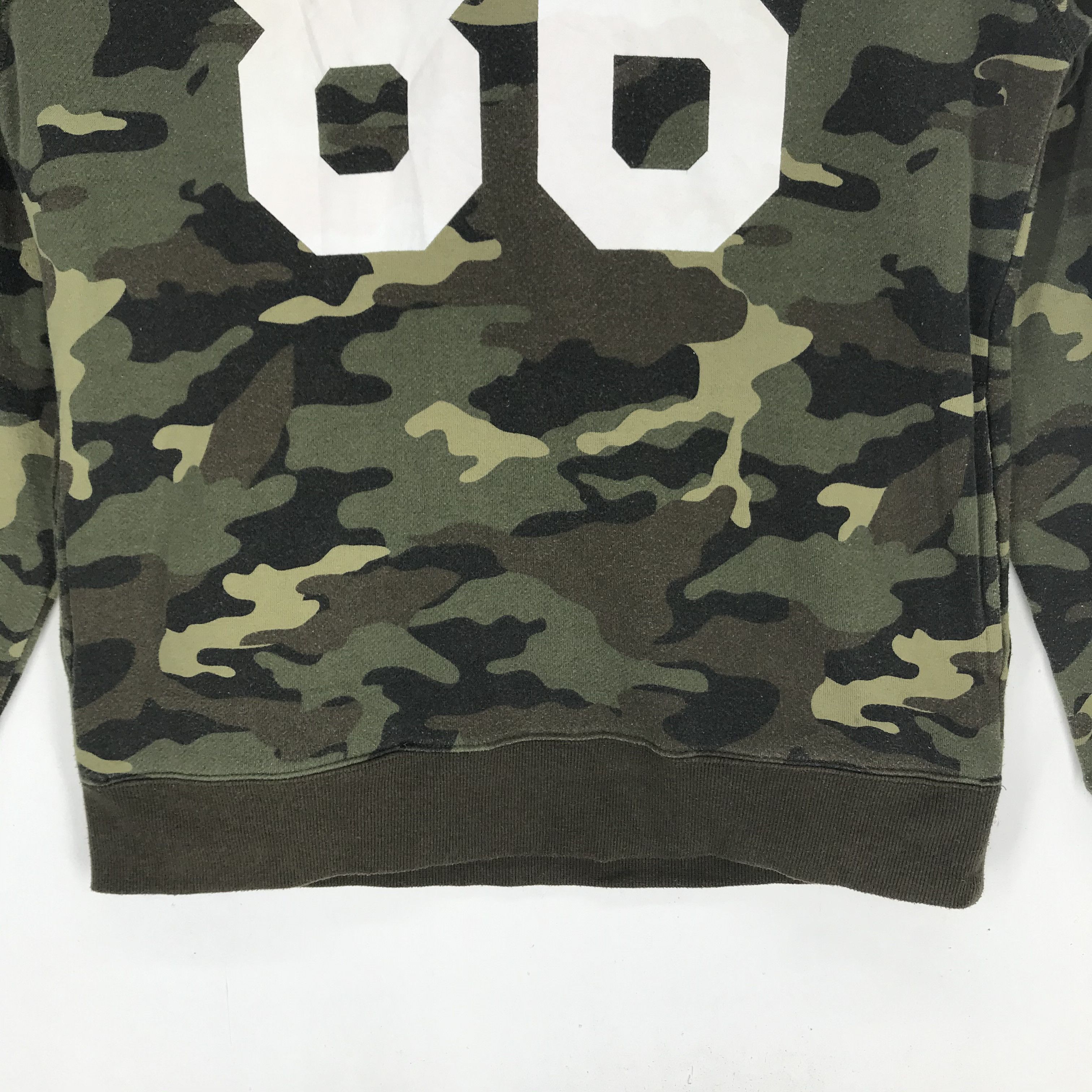 Japanese Brand B One Soul Voyageur 86 Big Logo Camo Hoodie #2777-23 Size US L / EU 52-54 / 3 - 4 Thumbnail