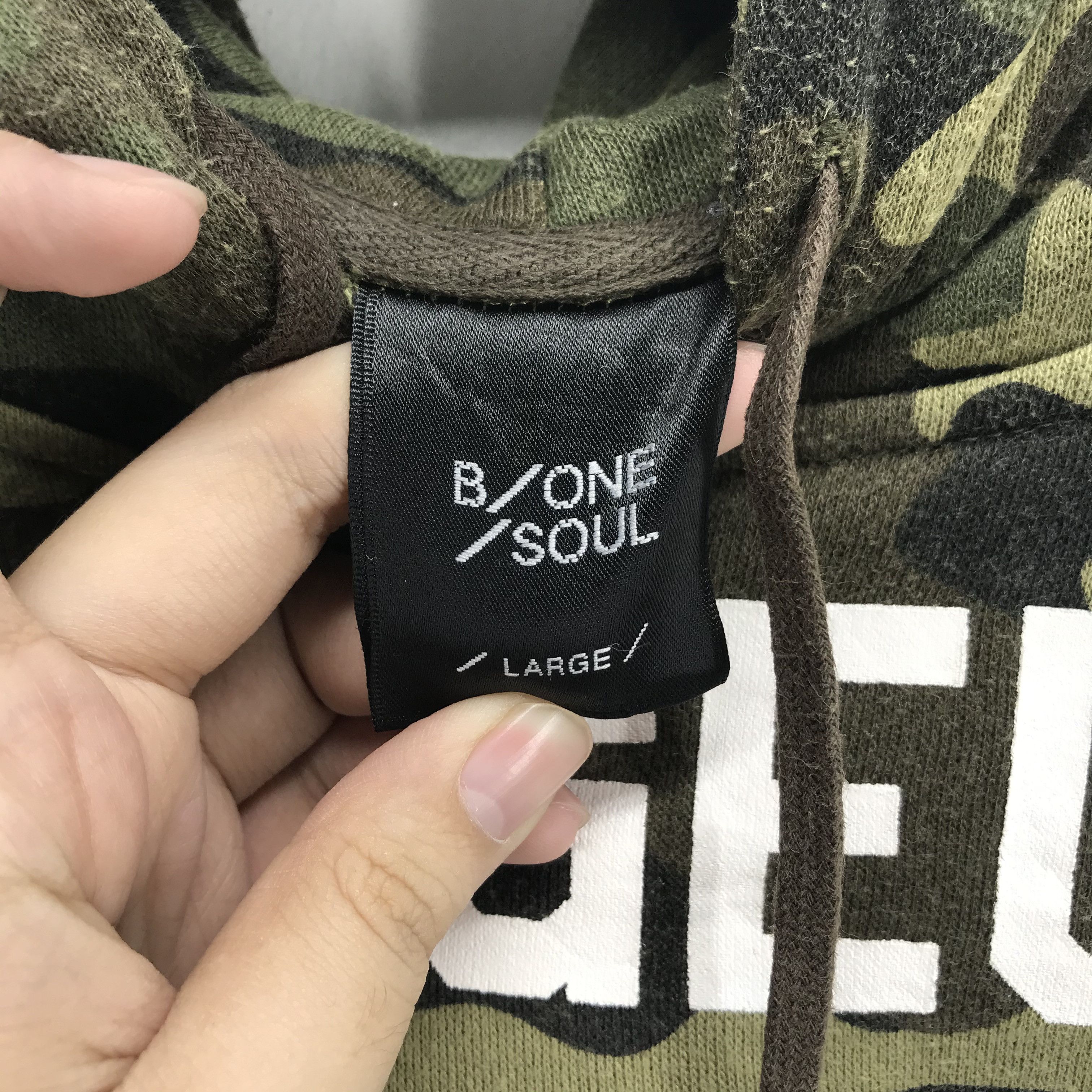 Japanese Brand B One Soul Voyageur 86 Big Logo Camo Hoodie #2777-23 Size US L / EU 52-54 / 3 - 6 Thumbnail