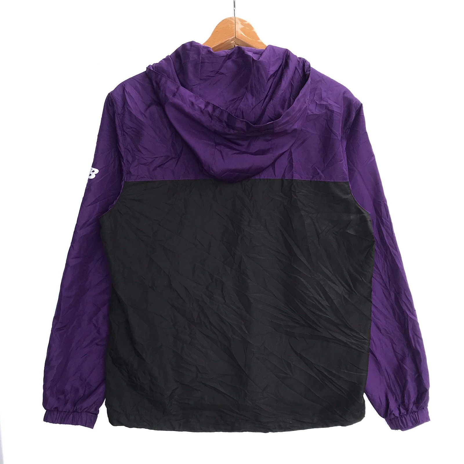 New Balance ❌OFFER YOUR PRICE❌ New Balance Windbreaker Small Logo Size US M / EU 48-50 / 2 - 3 Thumbnail