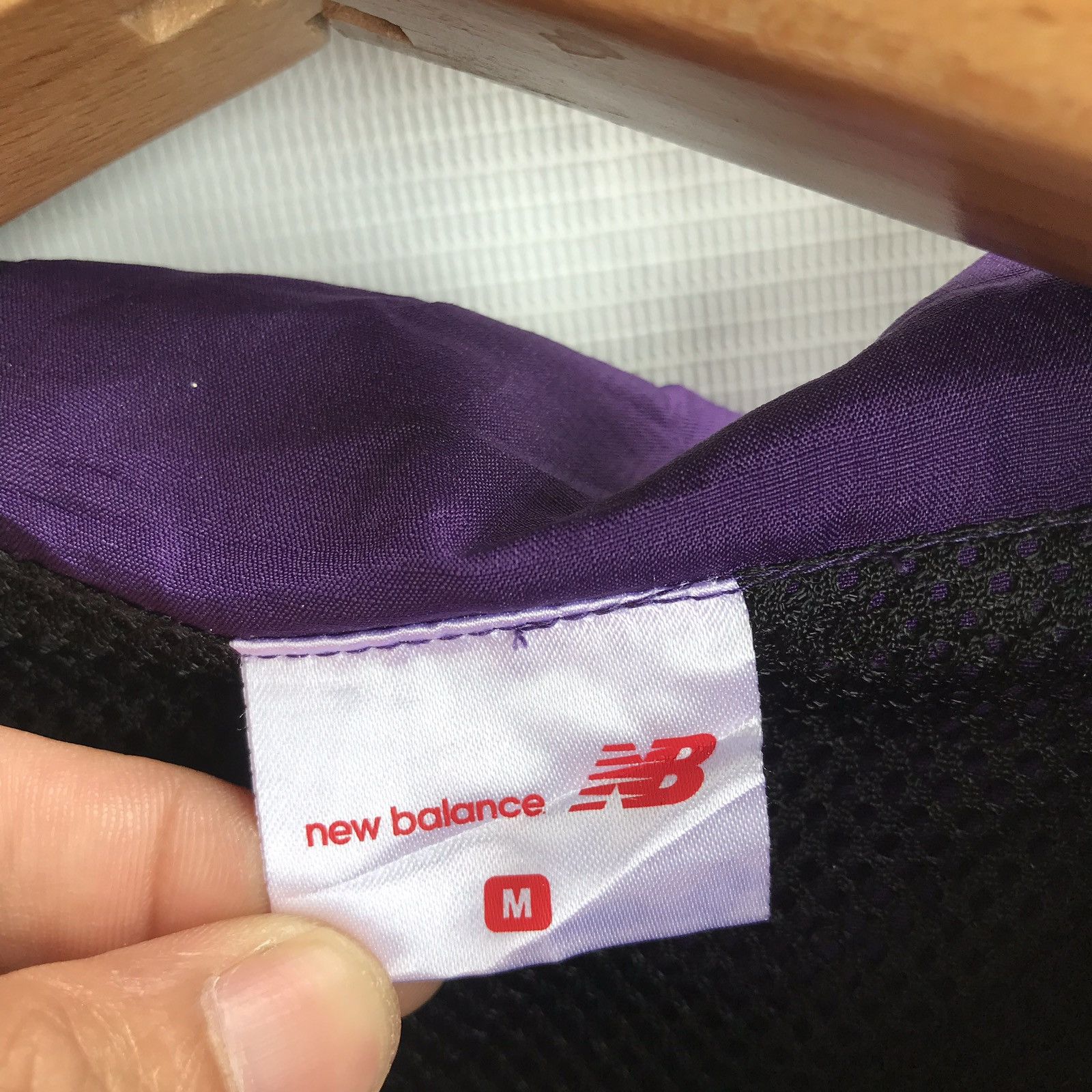 New Balance ❌OFFER YOUR PRICE❌ New Balance Windbreaker Small Logo Size US M / EU 48-50 / 2 - 4 Thumbnail